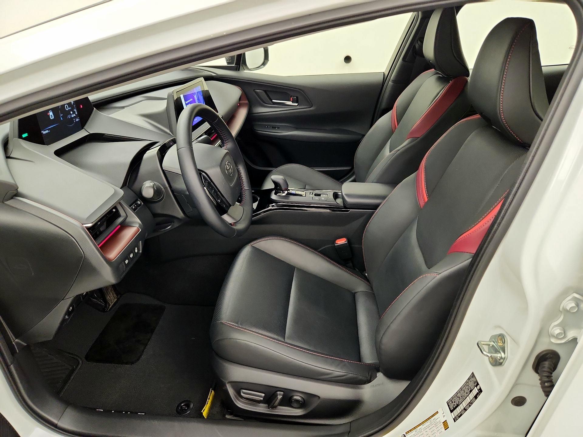 Thumbnail: 2024 Toyota Prius Prime - 11