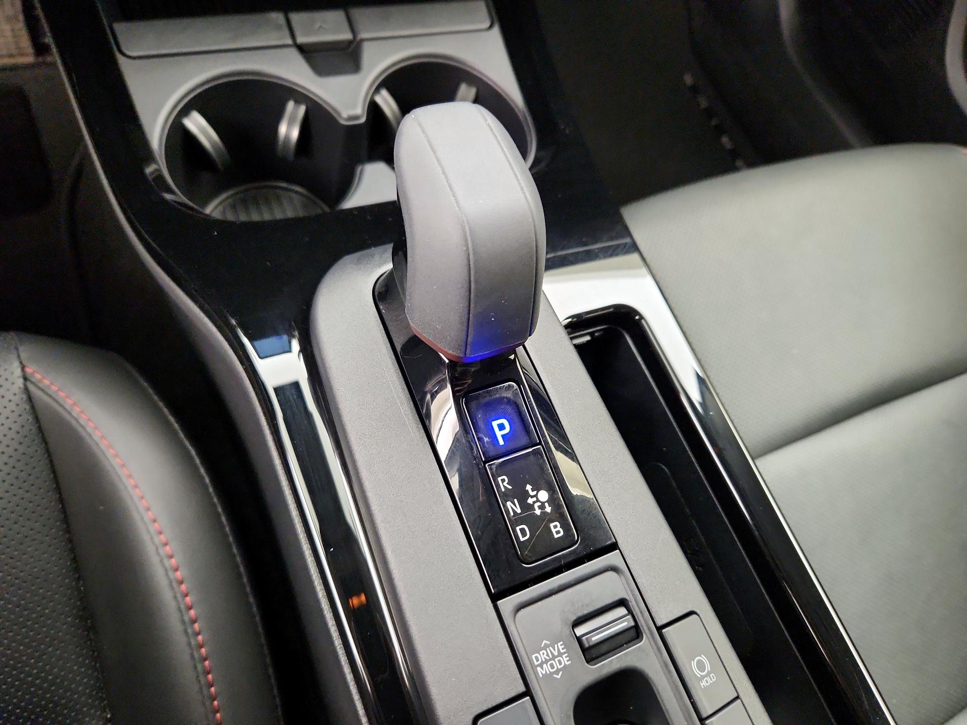 Thumbnail: 2024 Toyota Prius Prime - 17