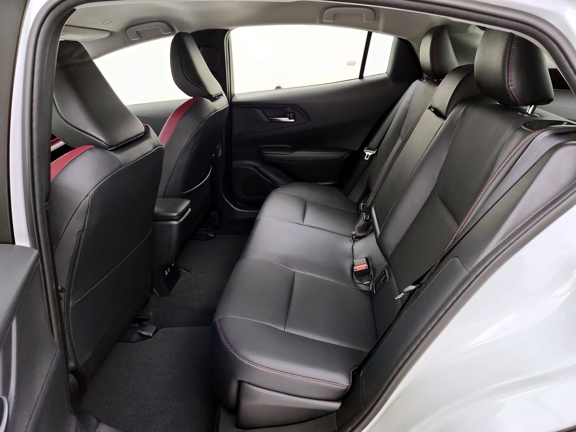 Thumbnail: 2024 Toyota Prius Prime - 19