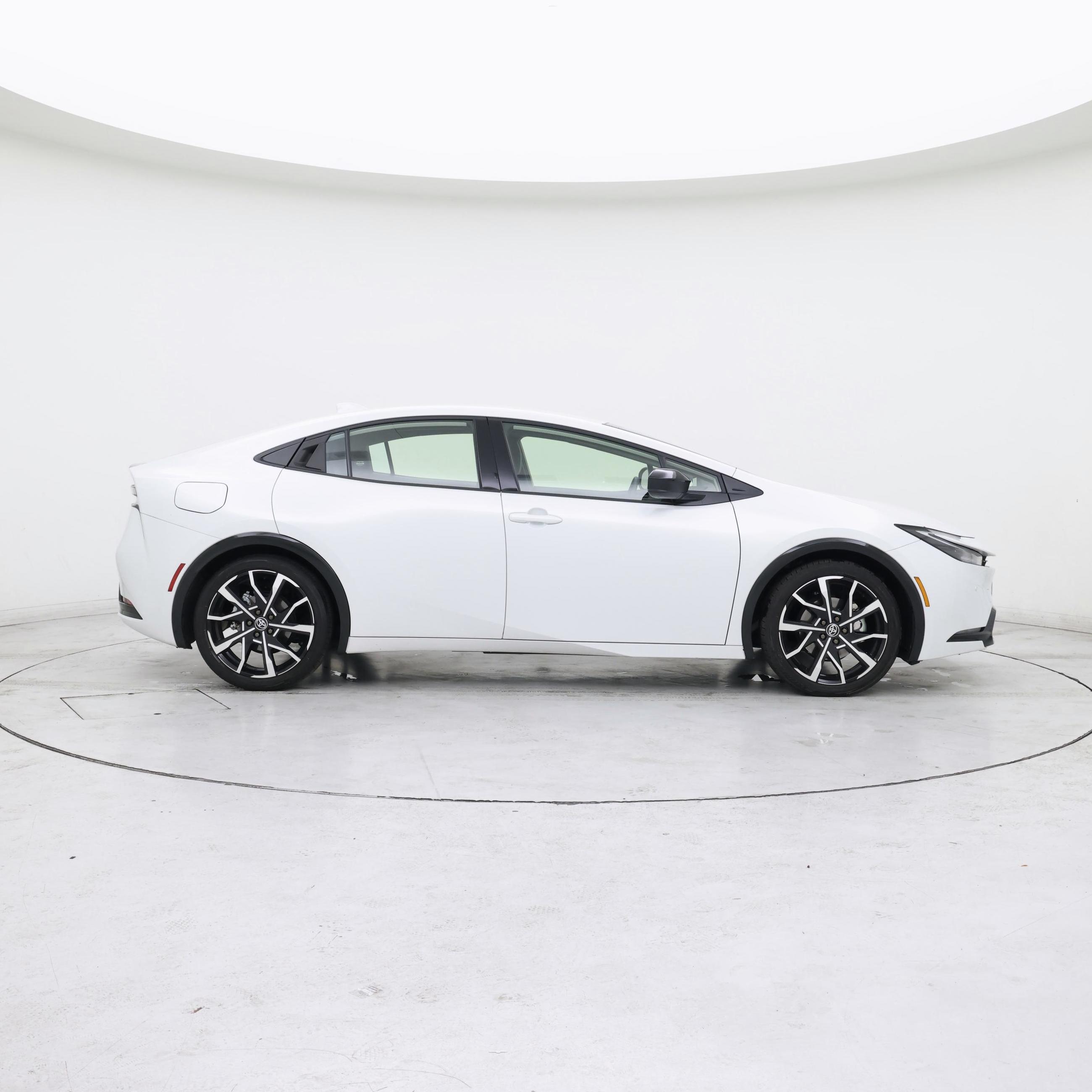 Thumbnail: 2024 Toyota Prius Prime - 7