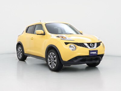 Yellow 2017 Nissan Juke SV