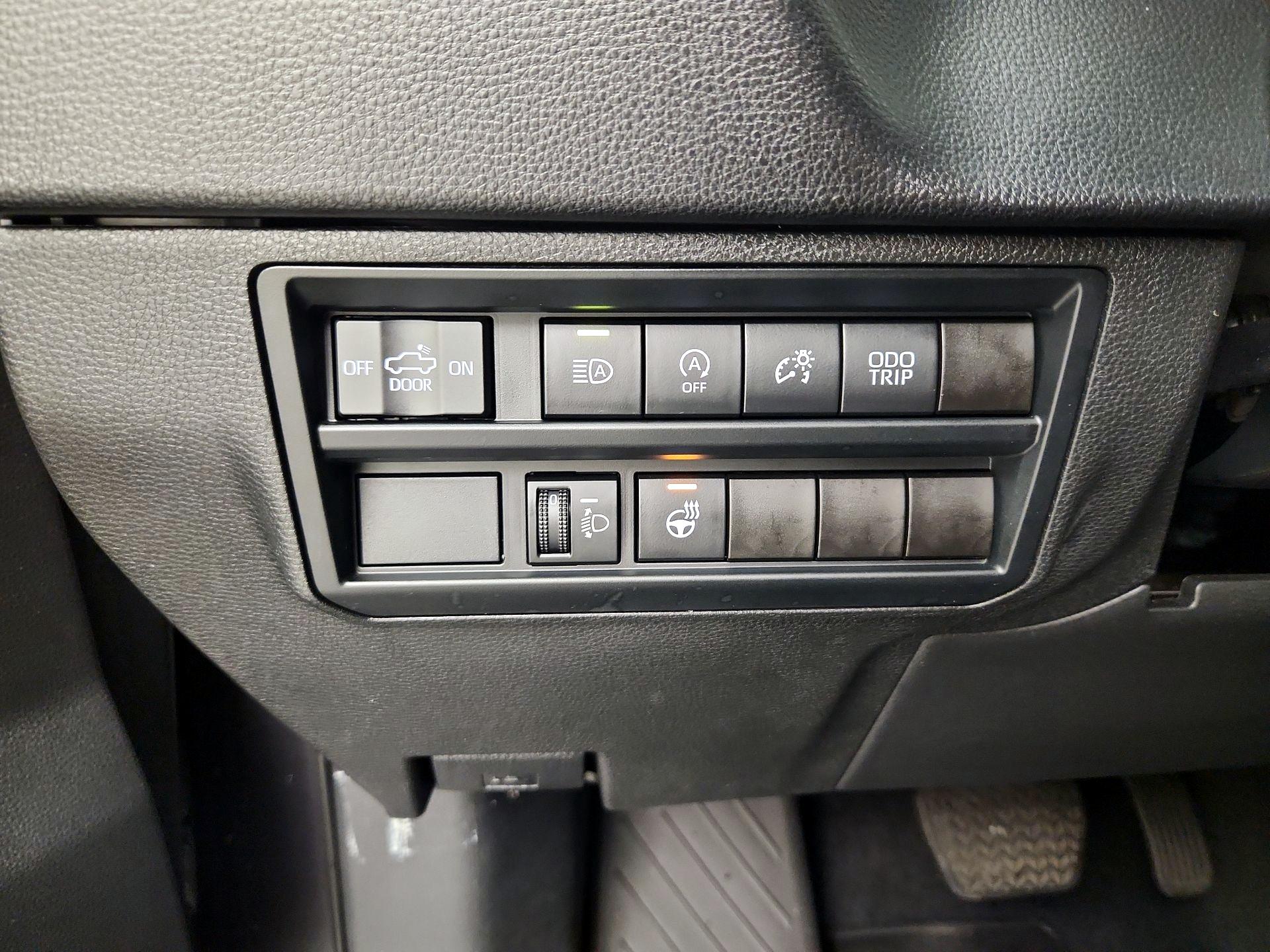 Thumbnail: 2022 Toyota Tundra - 13