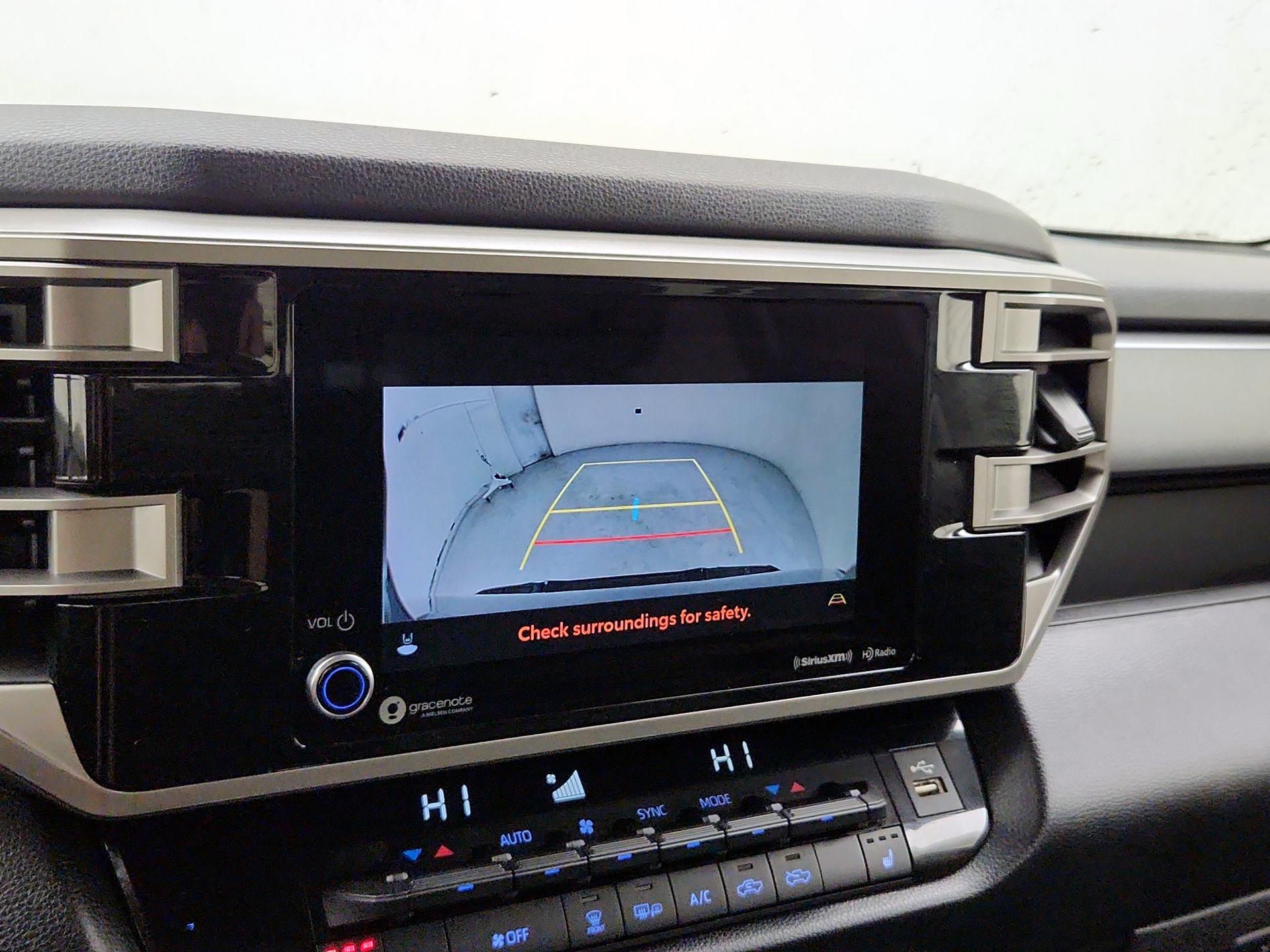 Thumbnail: 2022 Toyota Tundra - 14