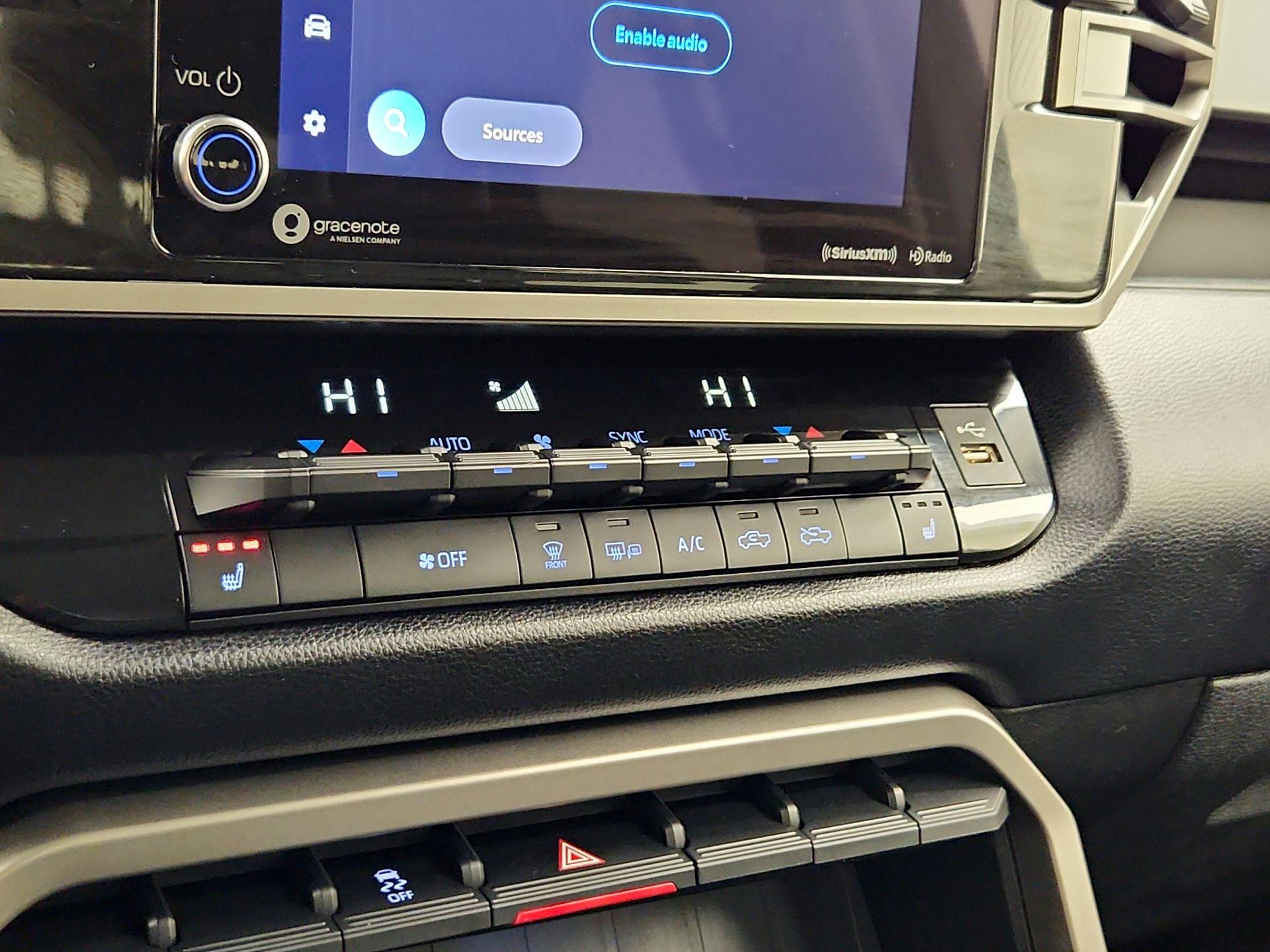 Thumbnail: 2022 Toyota Tundra - 16