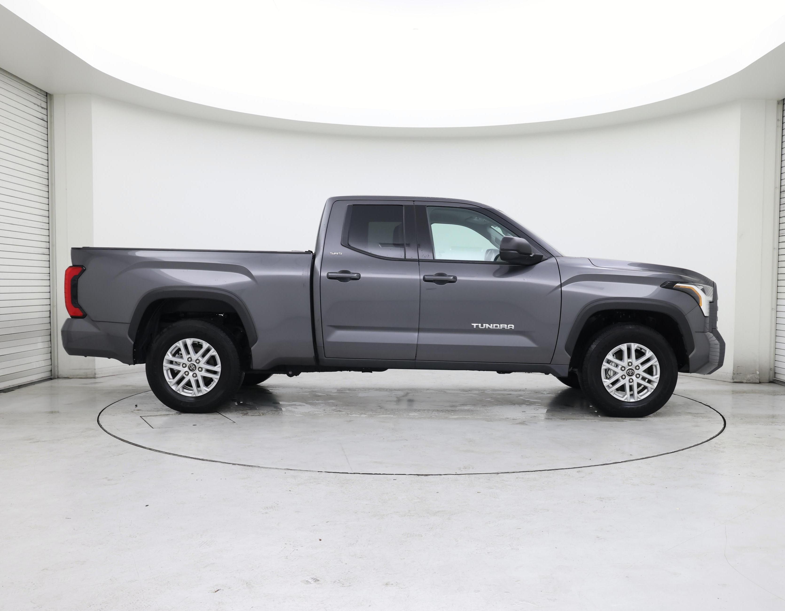 Thumbnail: 2022 Toyota Tundra - 7