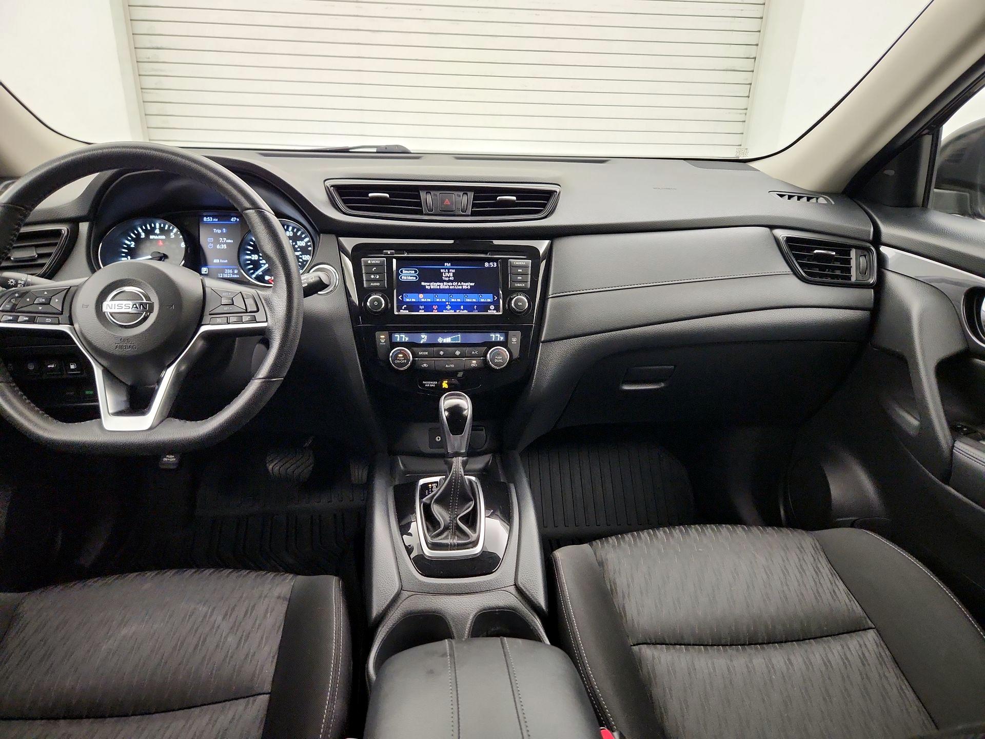 Thumbnail: 2020 Nissan Rogue - 9