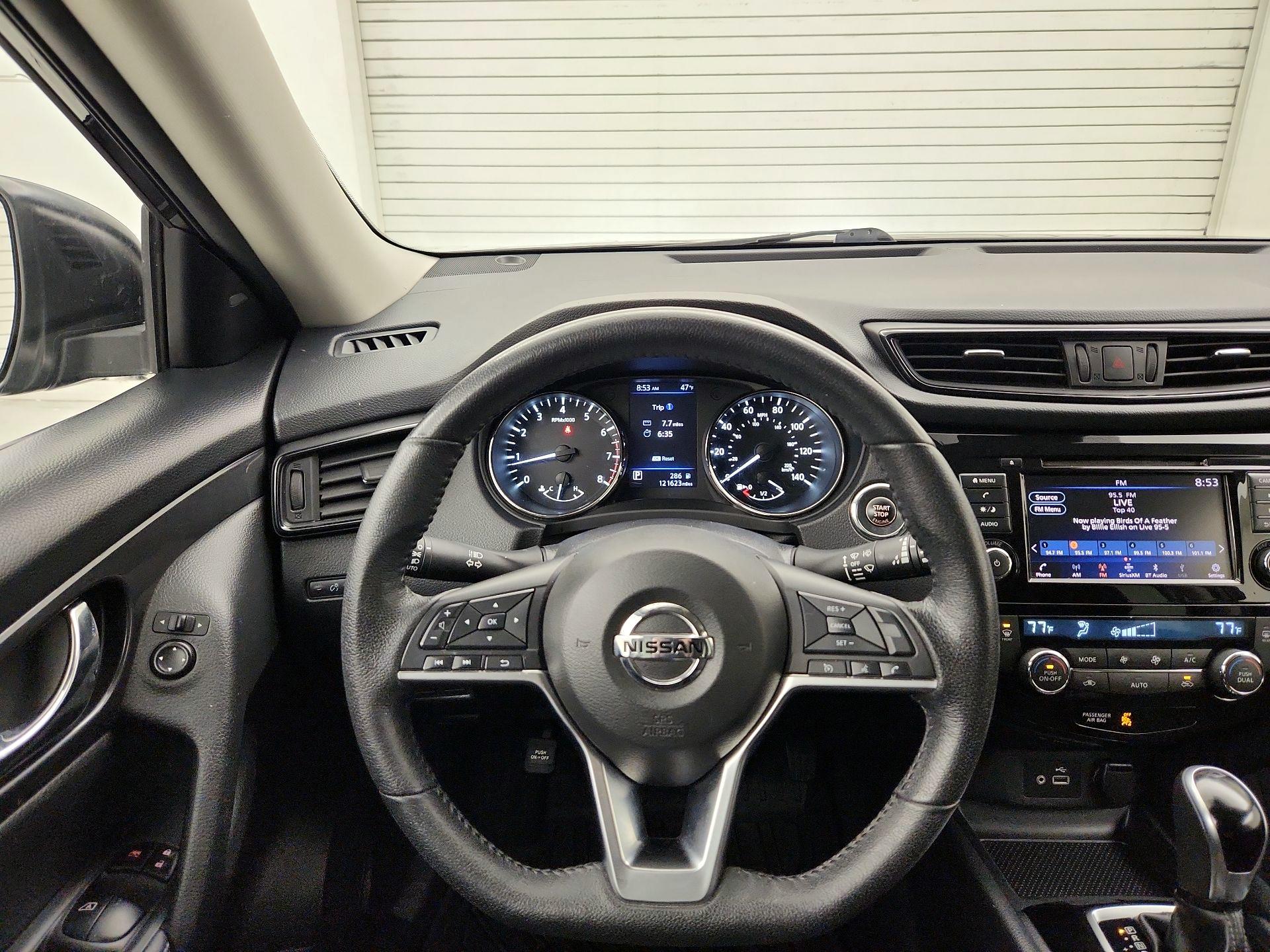 Thumbnail: 2020 Nissan Rogue - 10