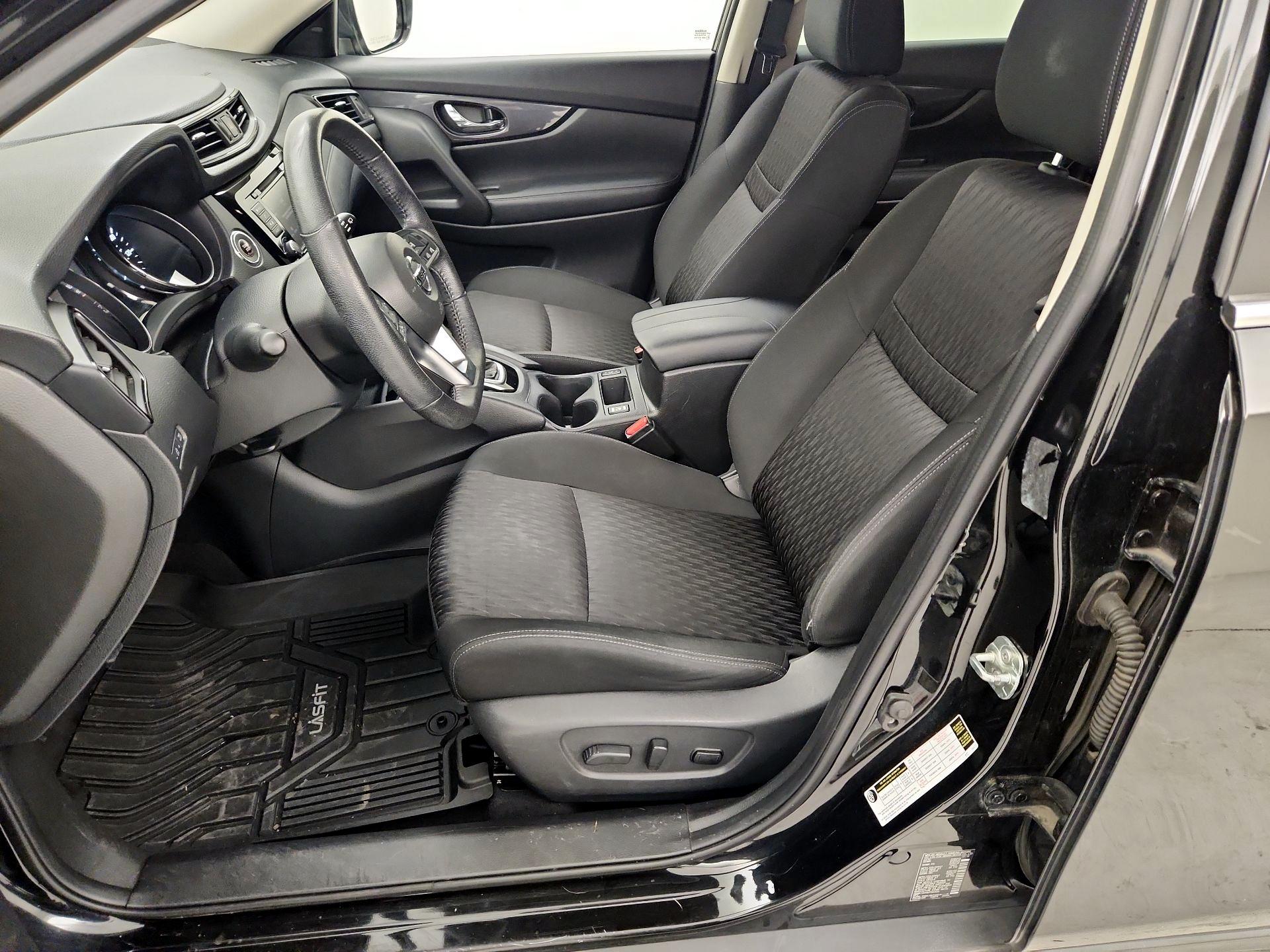 Thumbnail: 2020 Nissan Rogue - 11