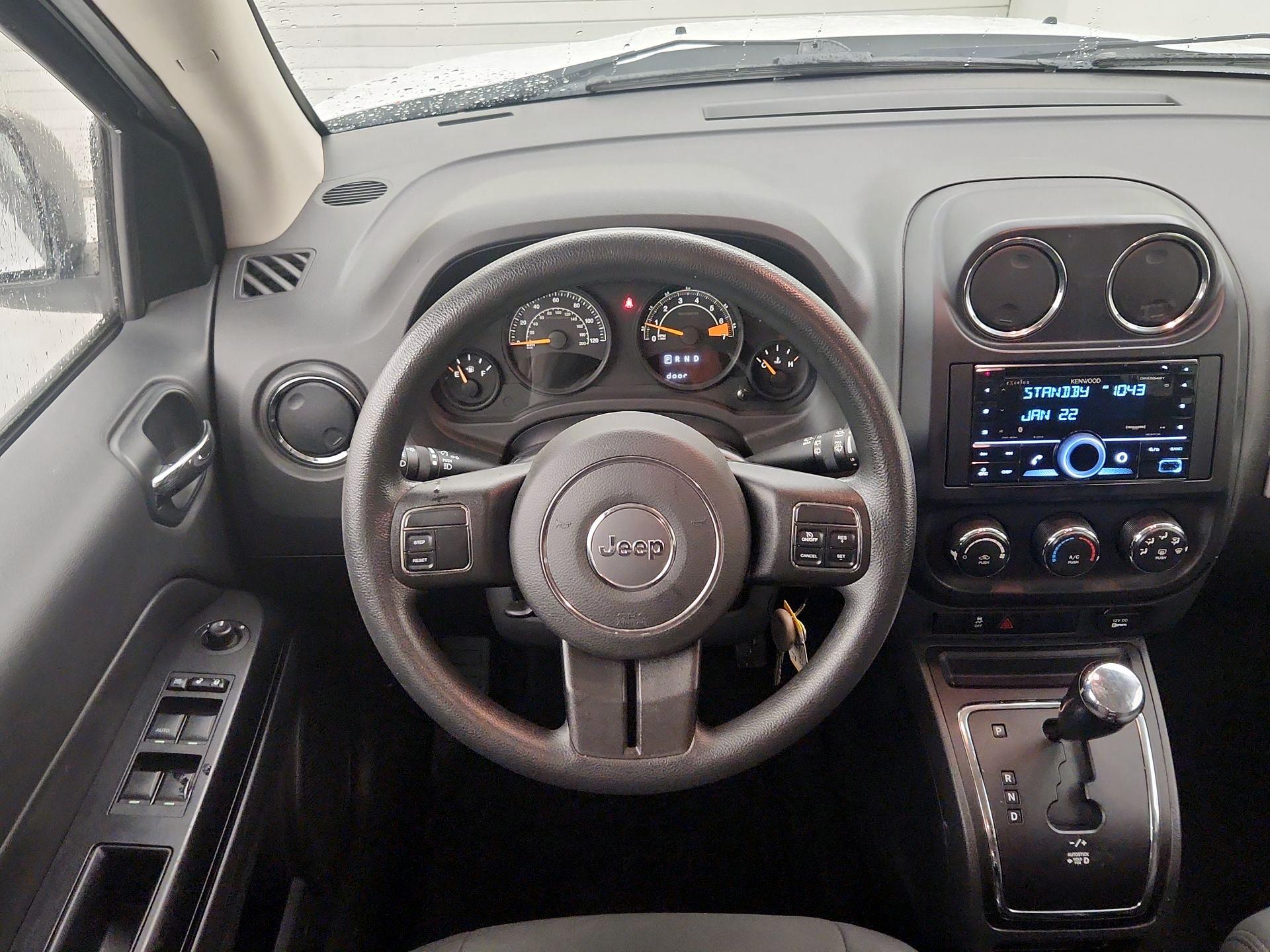 Thumbnail: 2014 Jeep Compass - 10