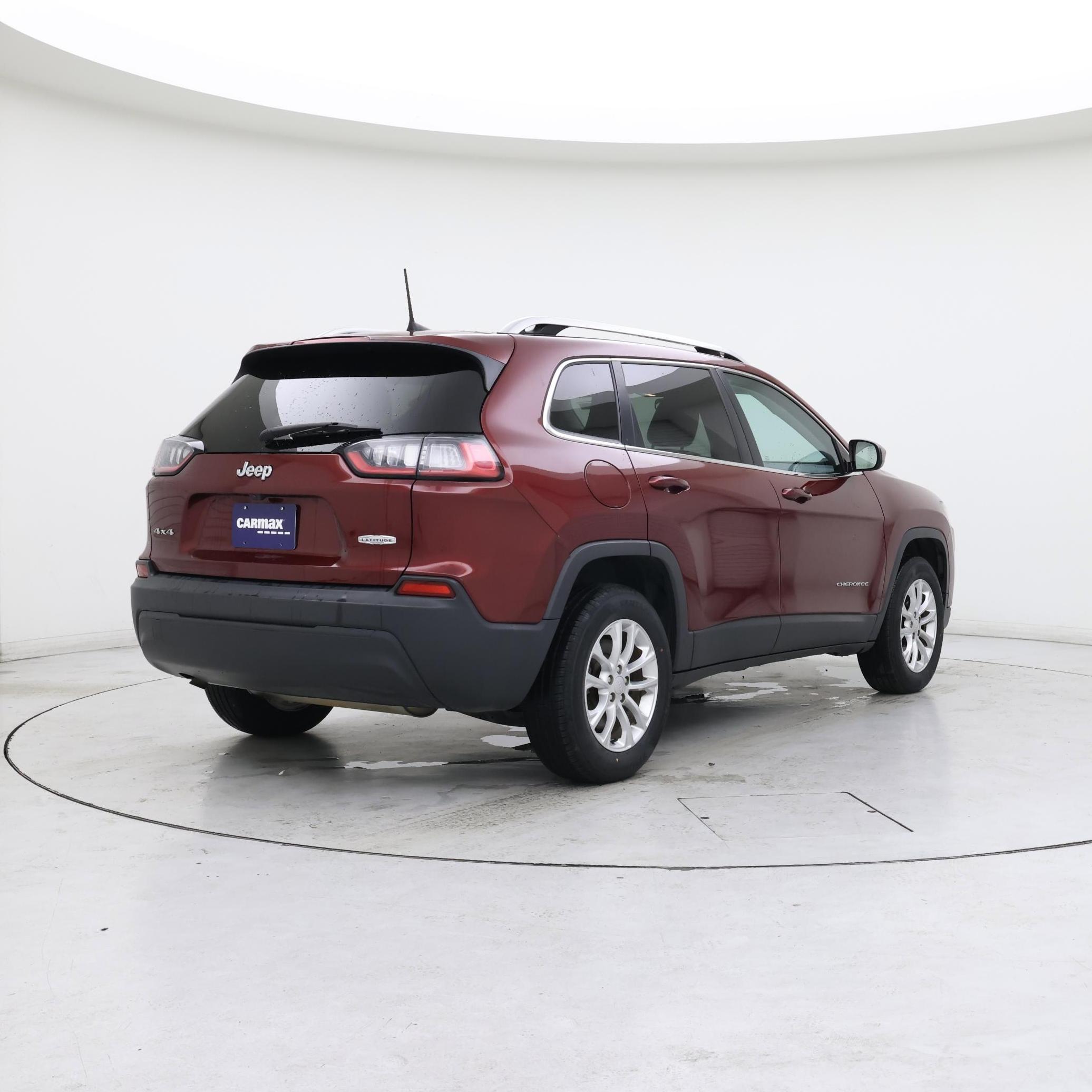 Thumbnail: 2019 Jeep Cherokee - 8