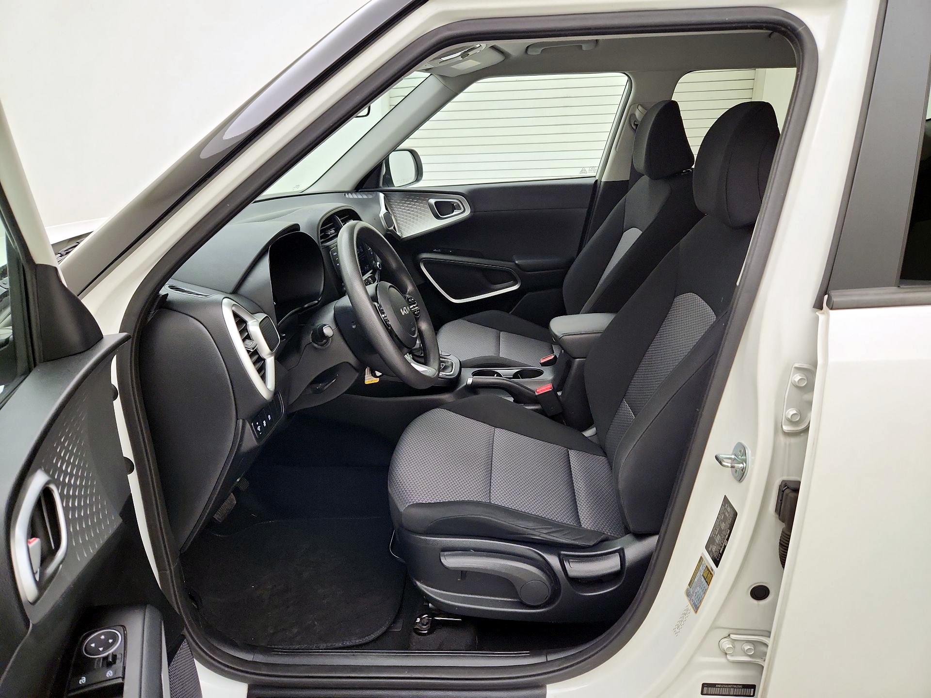 Thumbnail: 2023 Kia Soul - 11