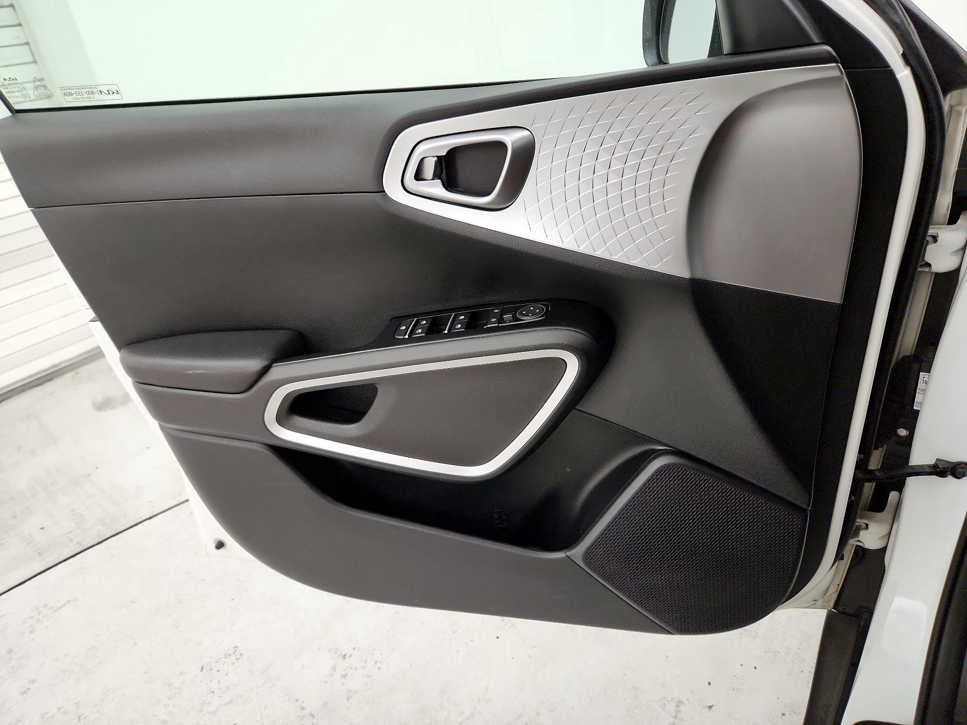 Thumbnail: 2023 Kia Soul - 12