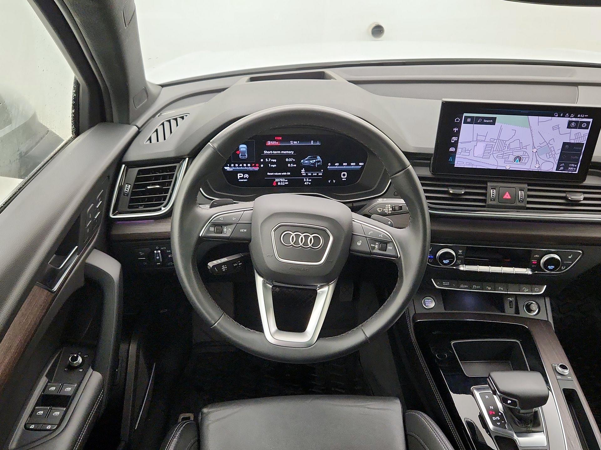 Thumbnail: 2023 Audi Q5 - 10