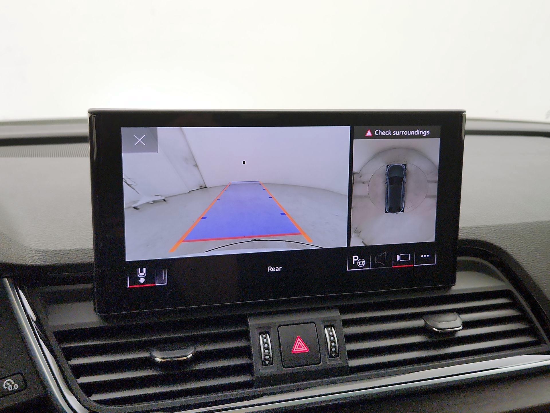 Thumbnail: 2023 Audi Q5 - 15