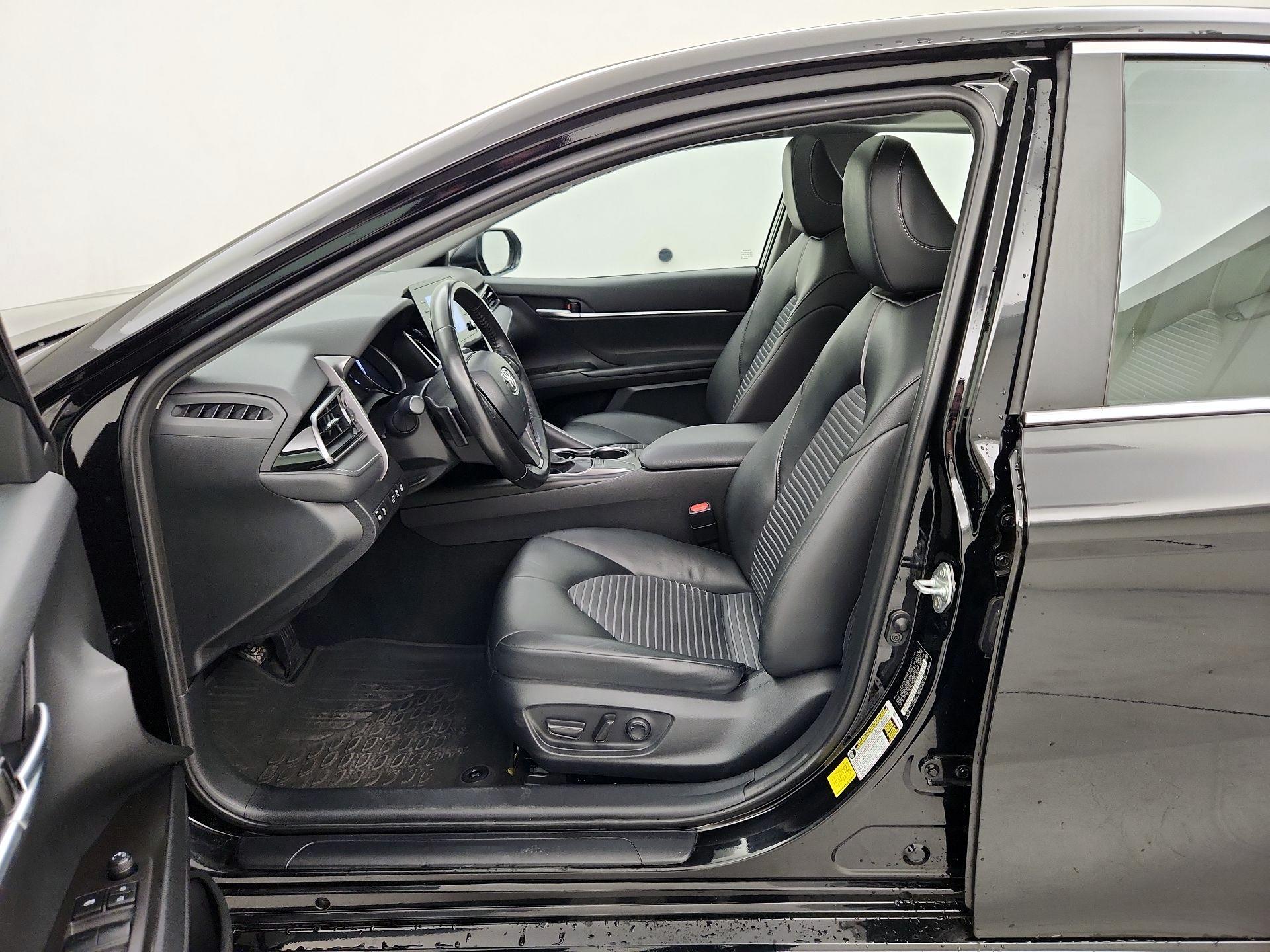 Thumbnail: 2023 Toyota Camry - 11