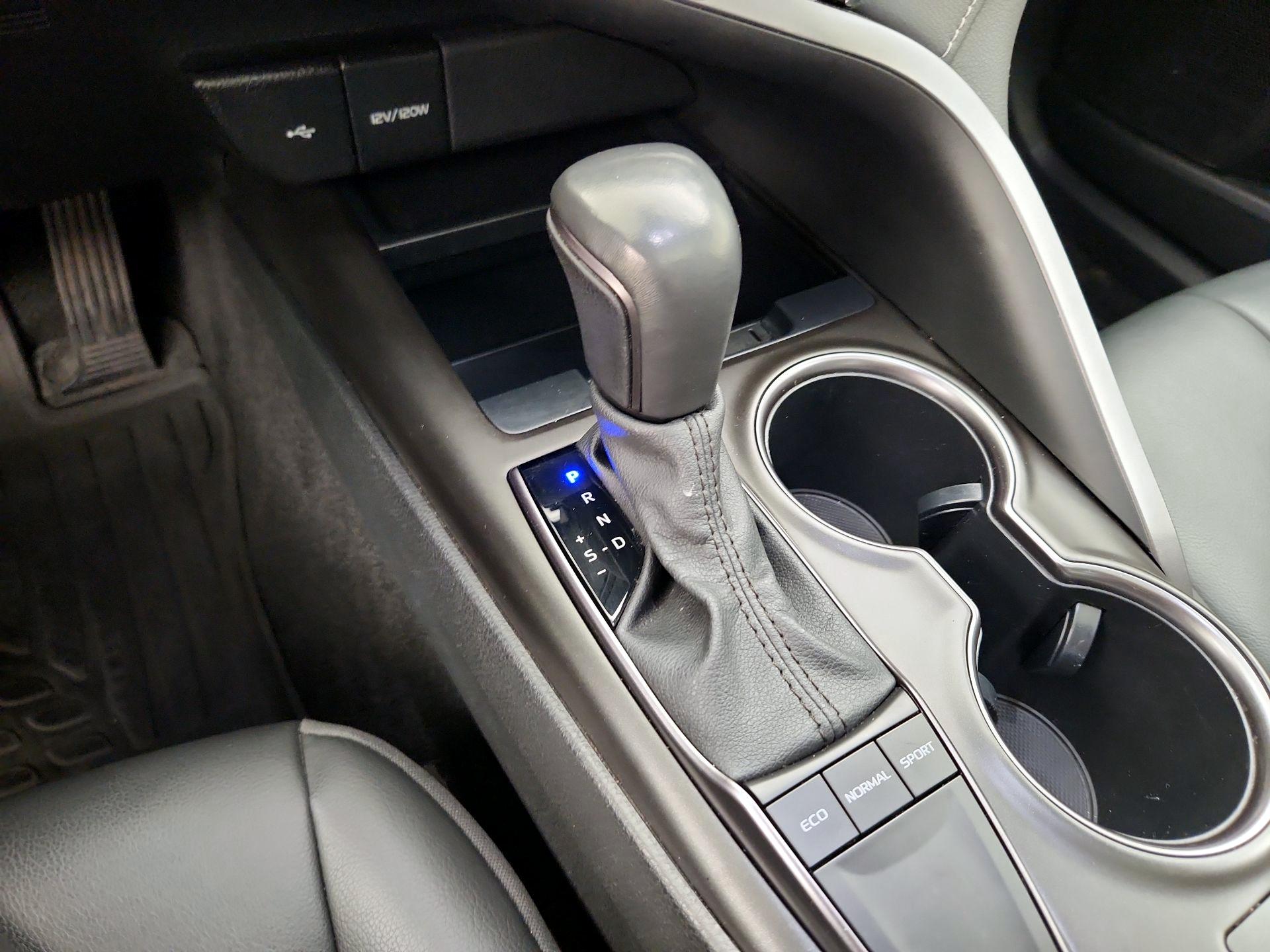 Thumbnail: 2023 Toyota Camry - 17