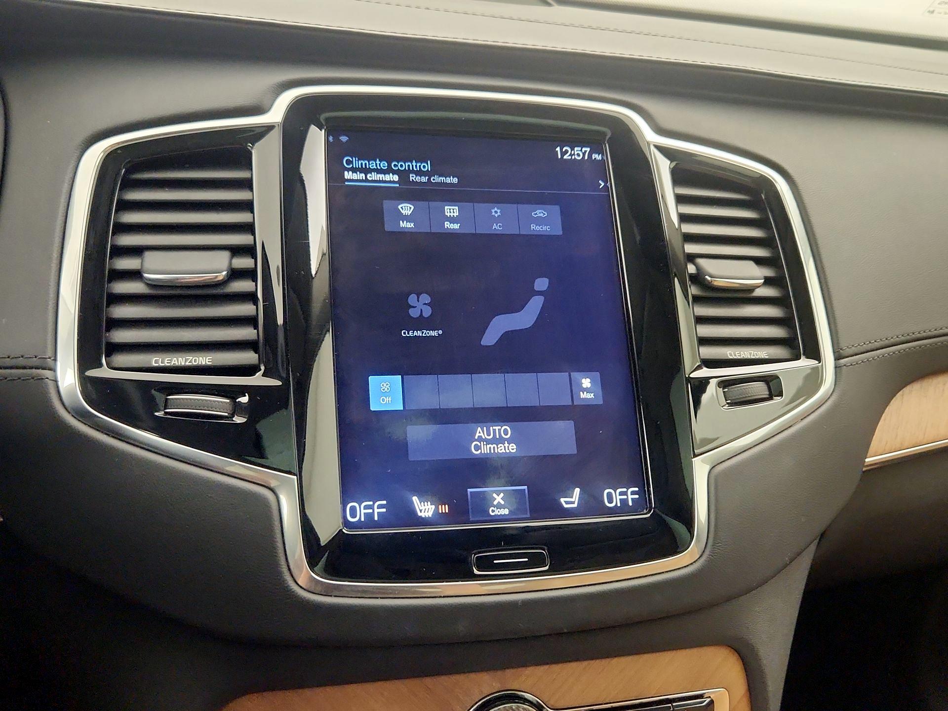 Thumbnail: 2016 Volvo XC90 - 17