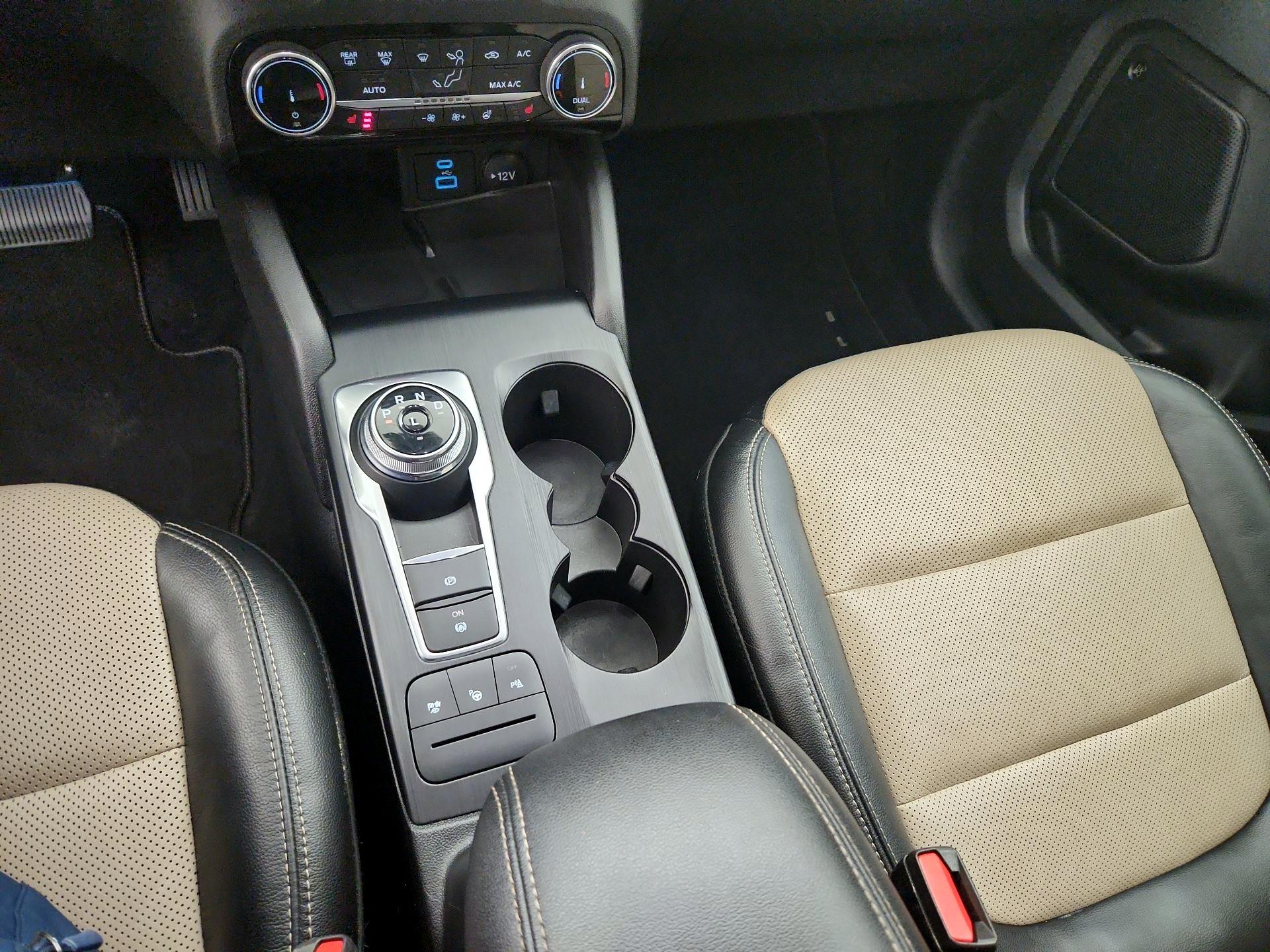 Thumbnail: 2022 Ford Escape - 18