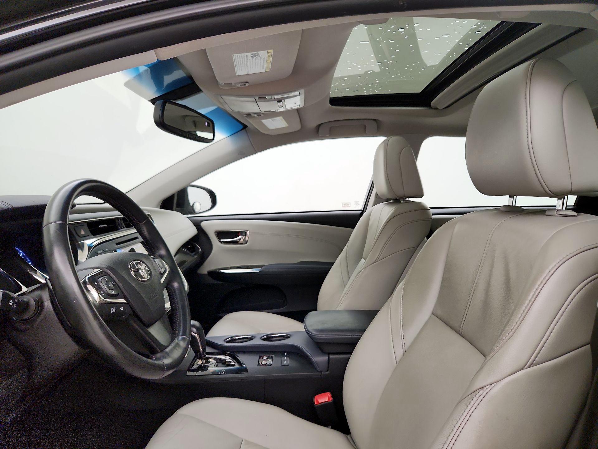 Thumbnail: 2014 Toyota Avalon - 19