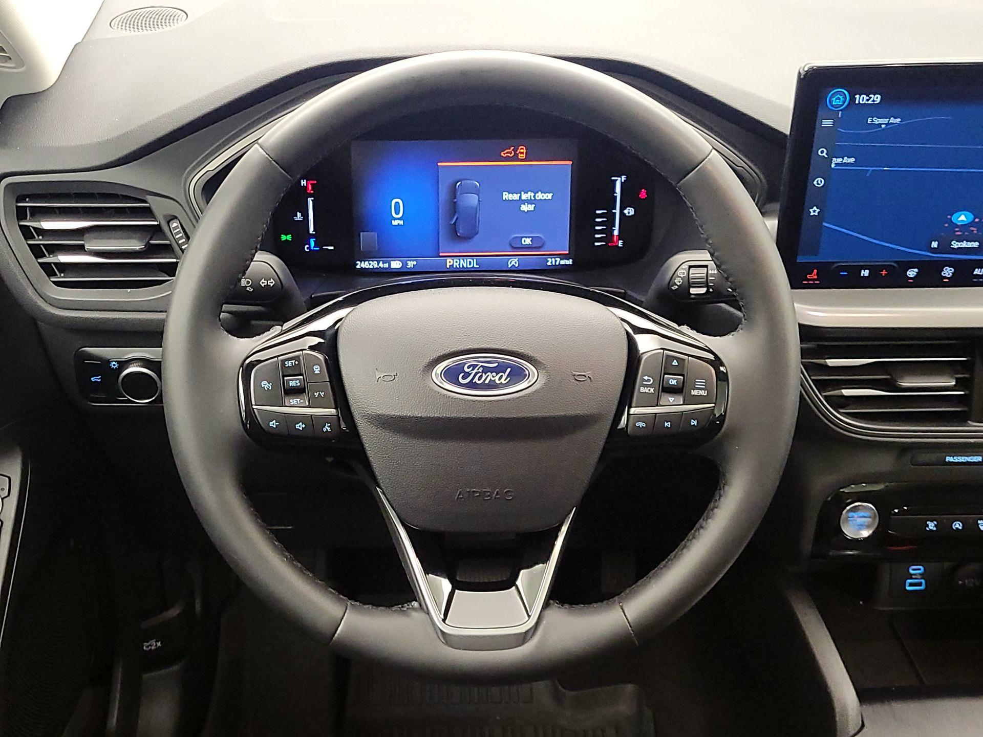 Thumbnail: 2023 Ford Escape - 10