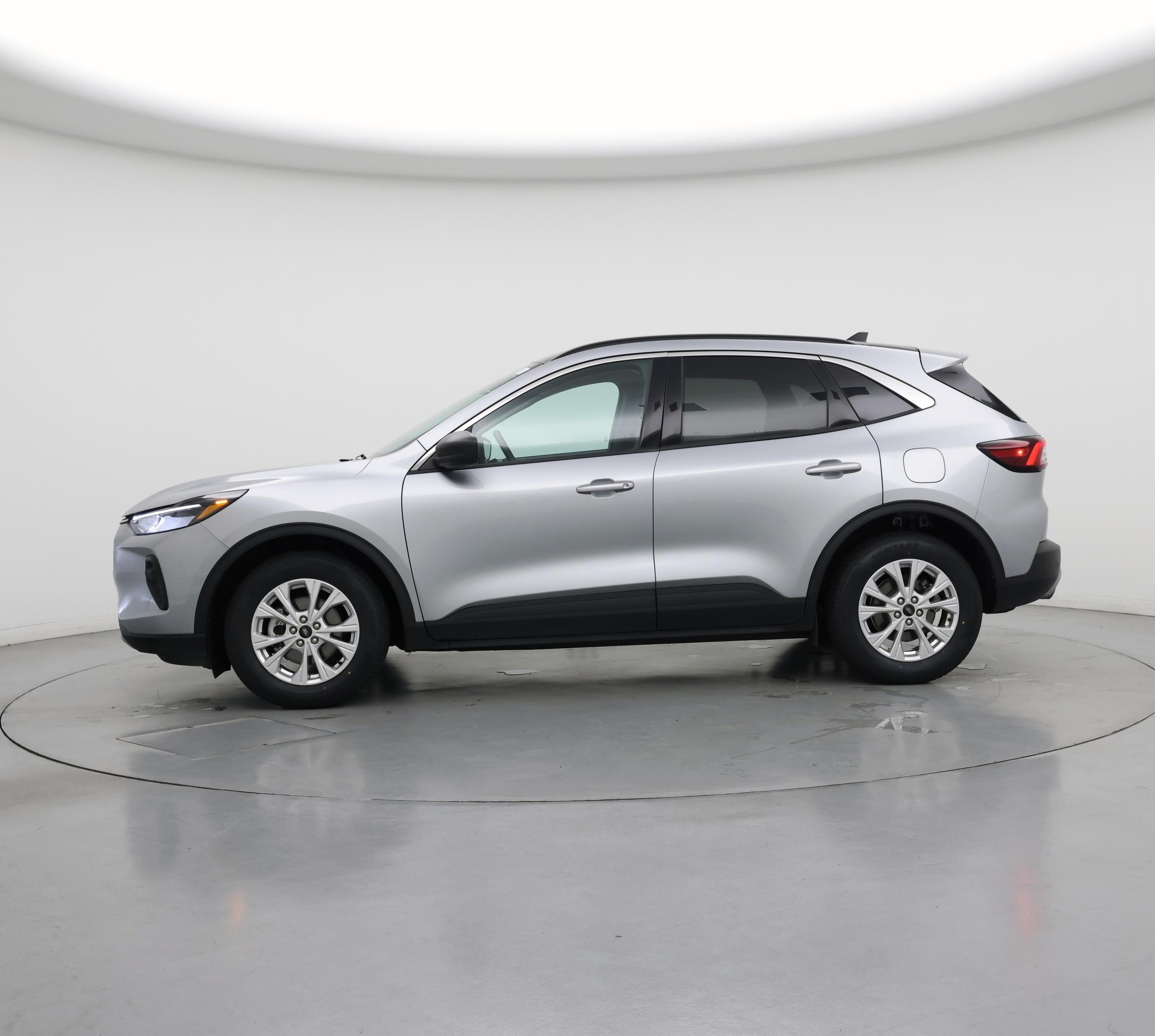 Thumbnail: 2023 Ford Escape - 3