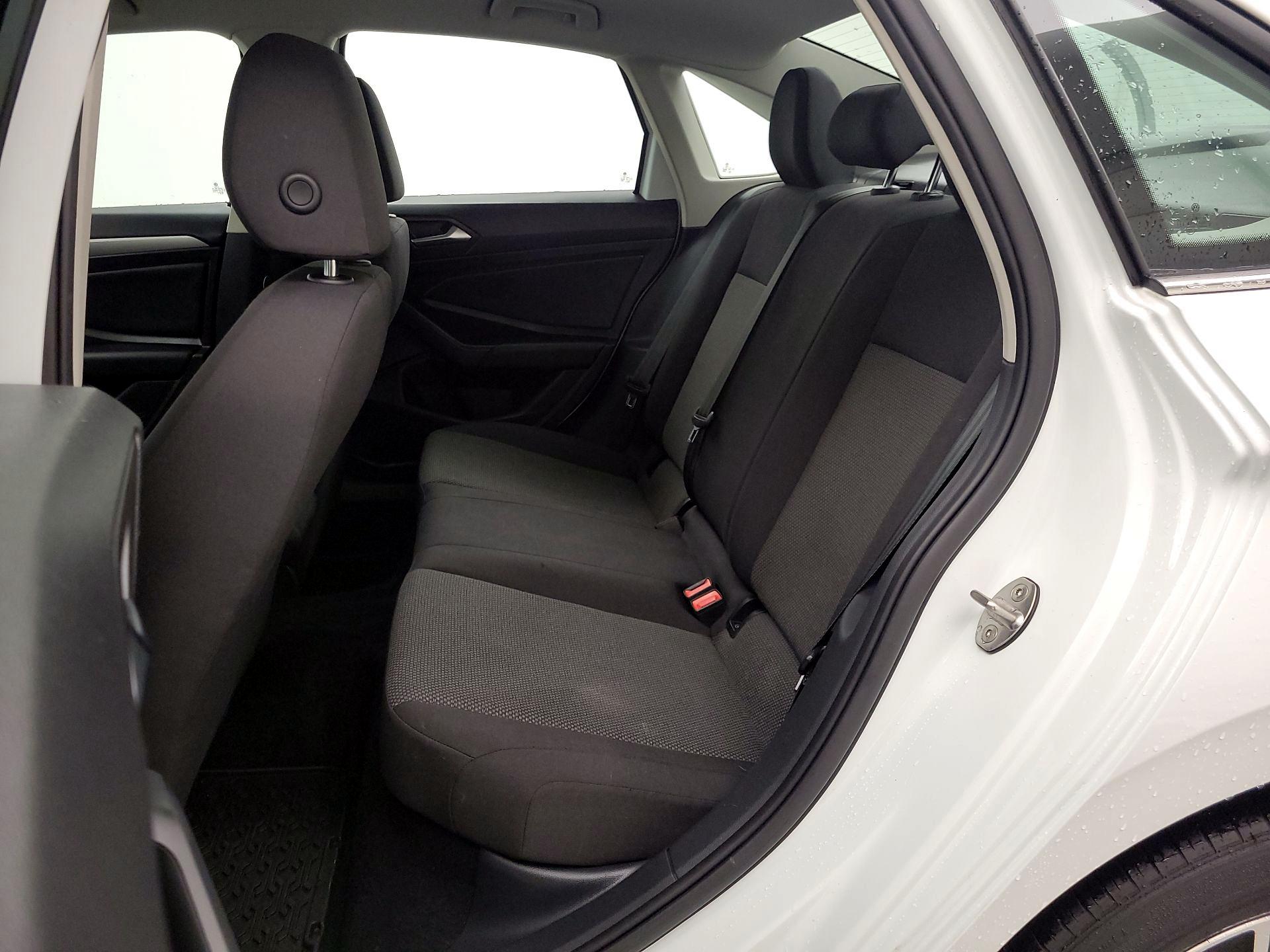 Thumbnail: 2021 Volkswagen Jetta - 19