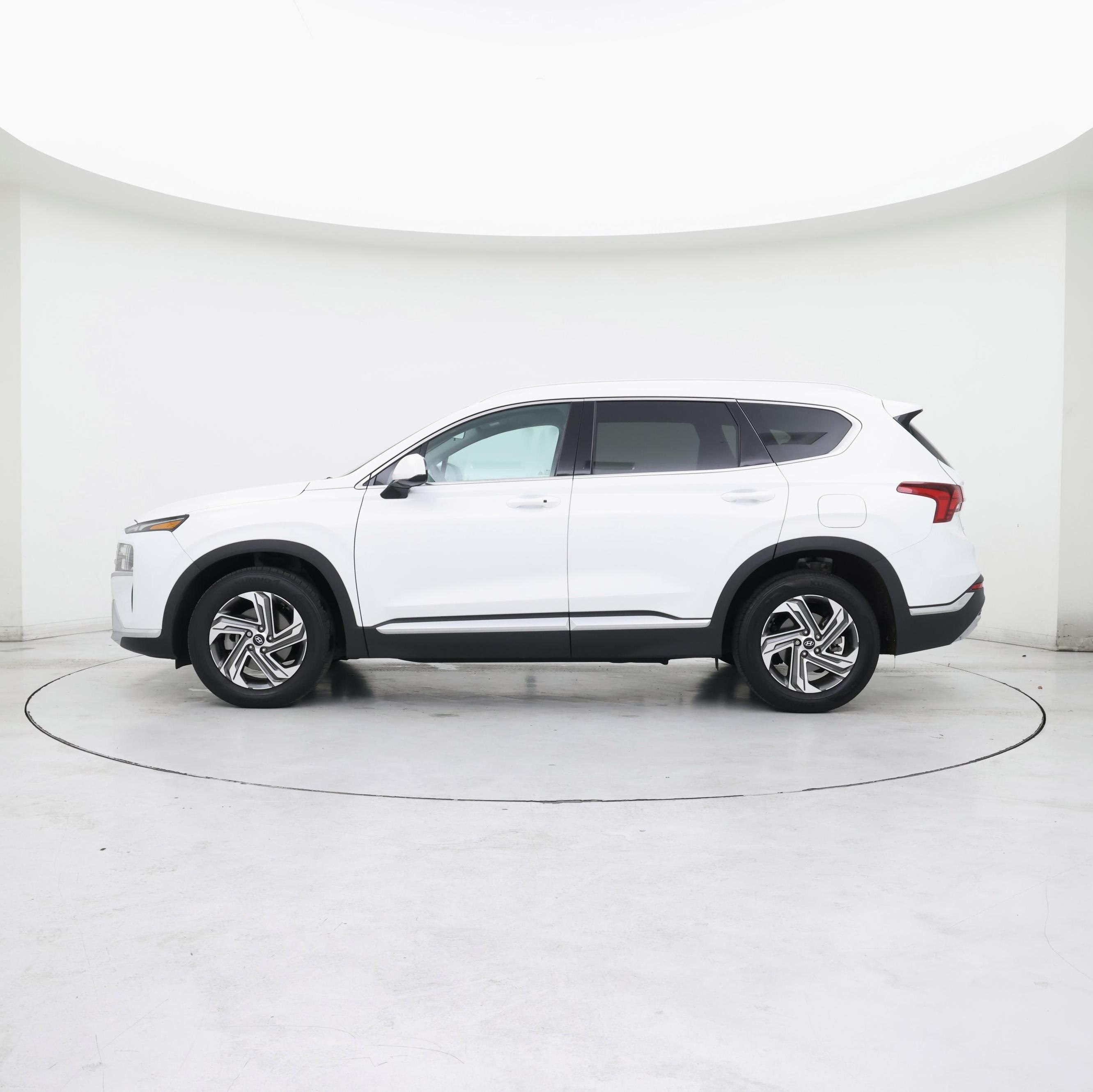 Thumbnail: 2022 Hyundai Santa Fe - 3