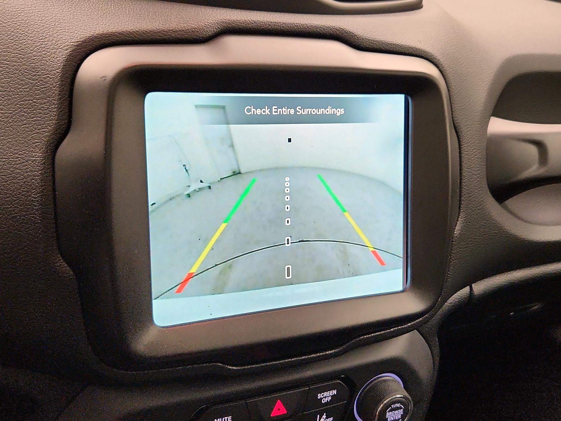 Thumbnail: 2021 Jeep Renegade - 14