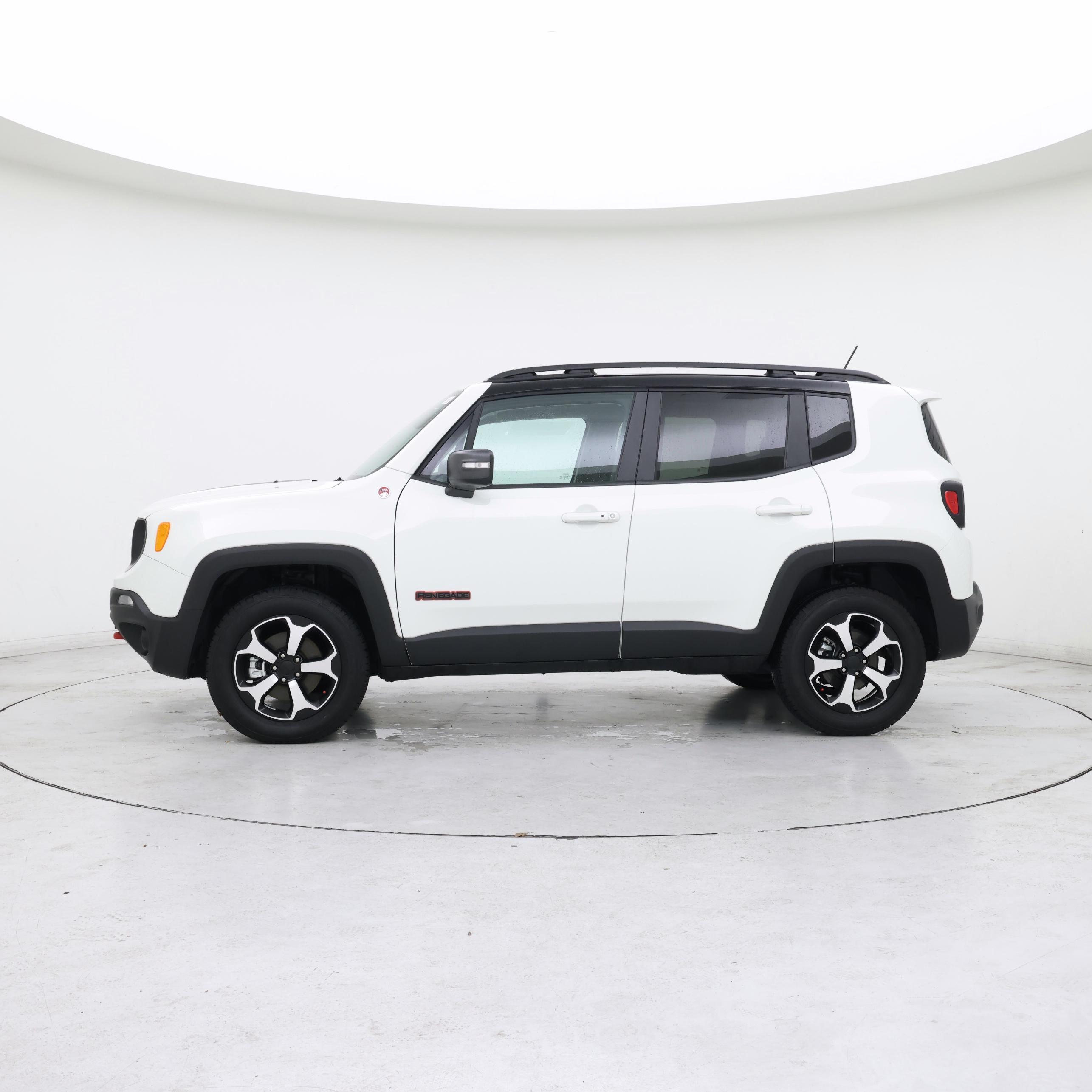 Thumbnail: 2021 Jeep Renegade - 3