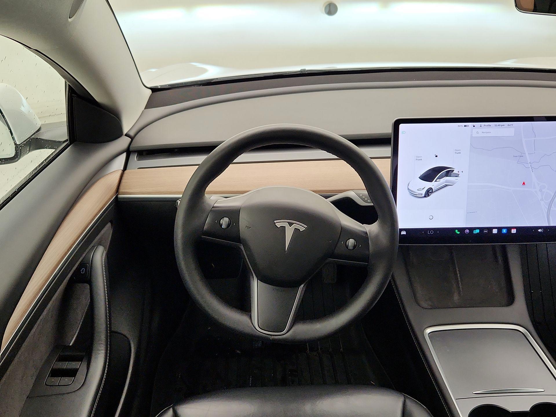 Thumbnail: 2022 Tesla Model 3 - 10