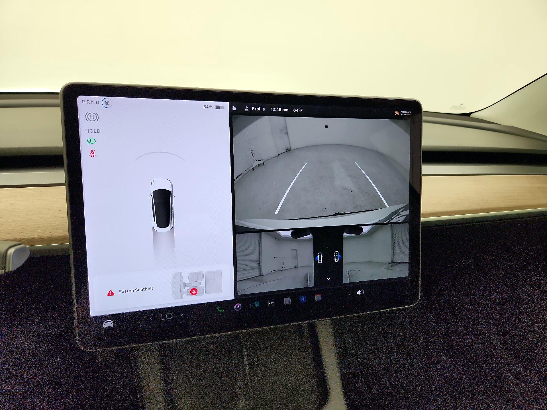 Thumbnail: 2022 Tesla Model 3 - 14