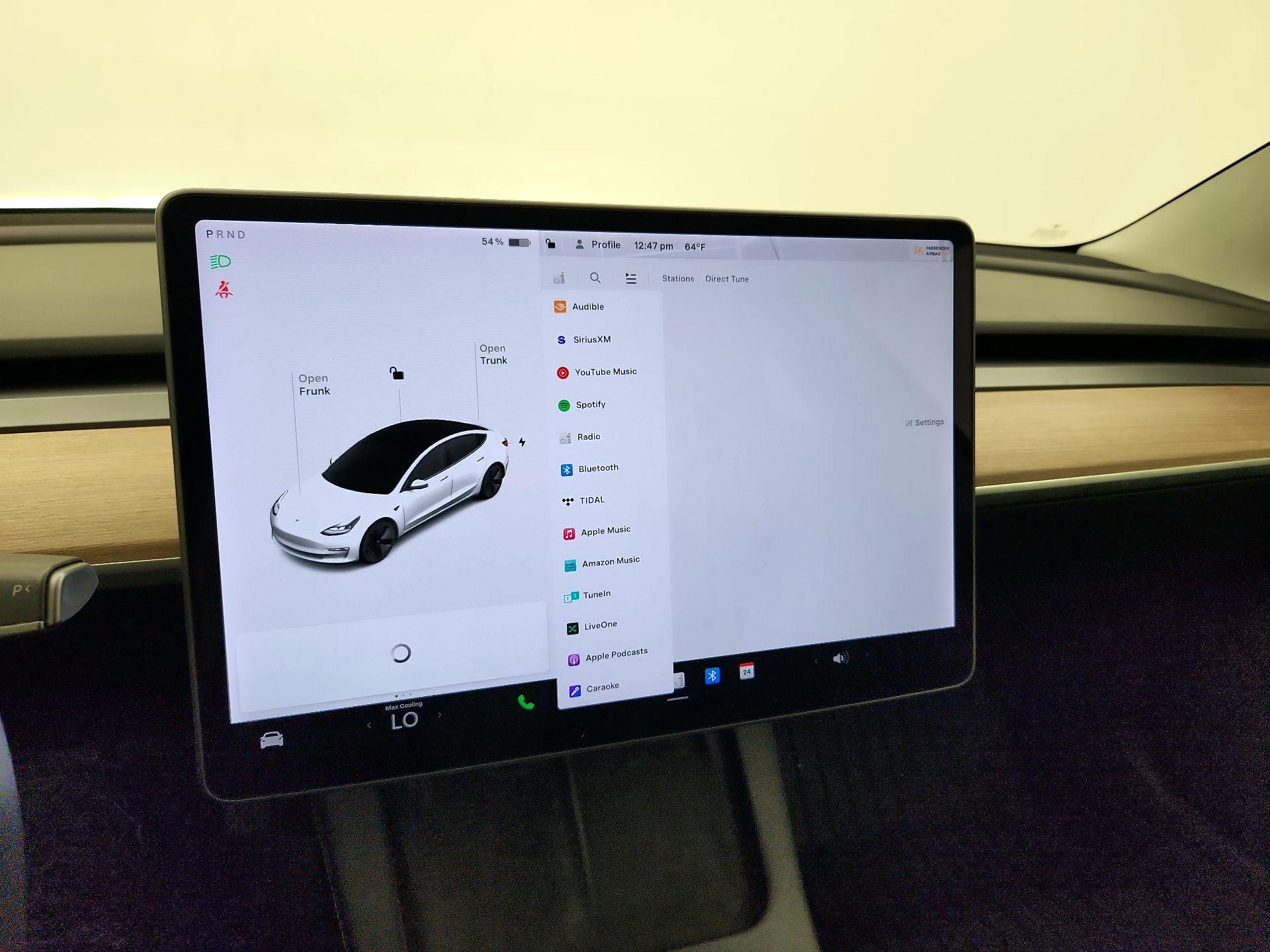 Thumbnail: 2022 Tesla Model 3 - 15
