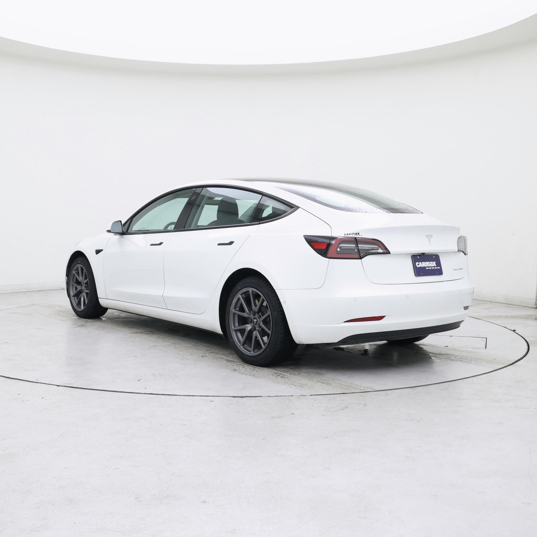 Thumbnail: 2022 Tesla Model 3 - 2