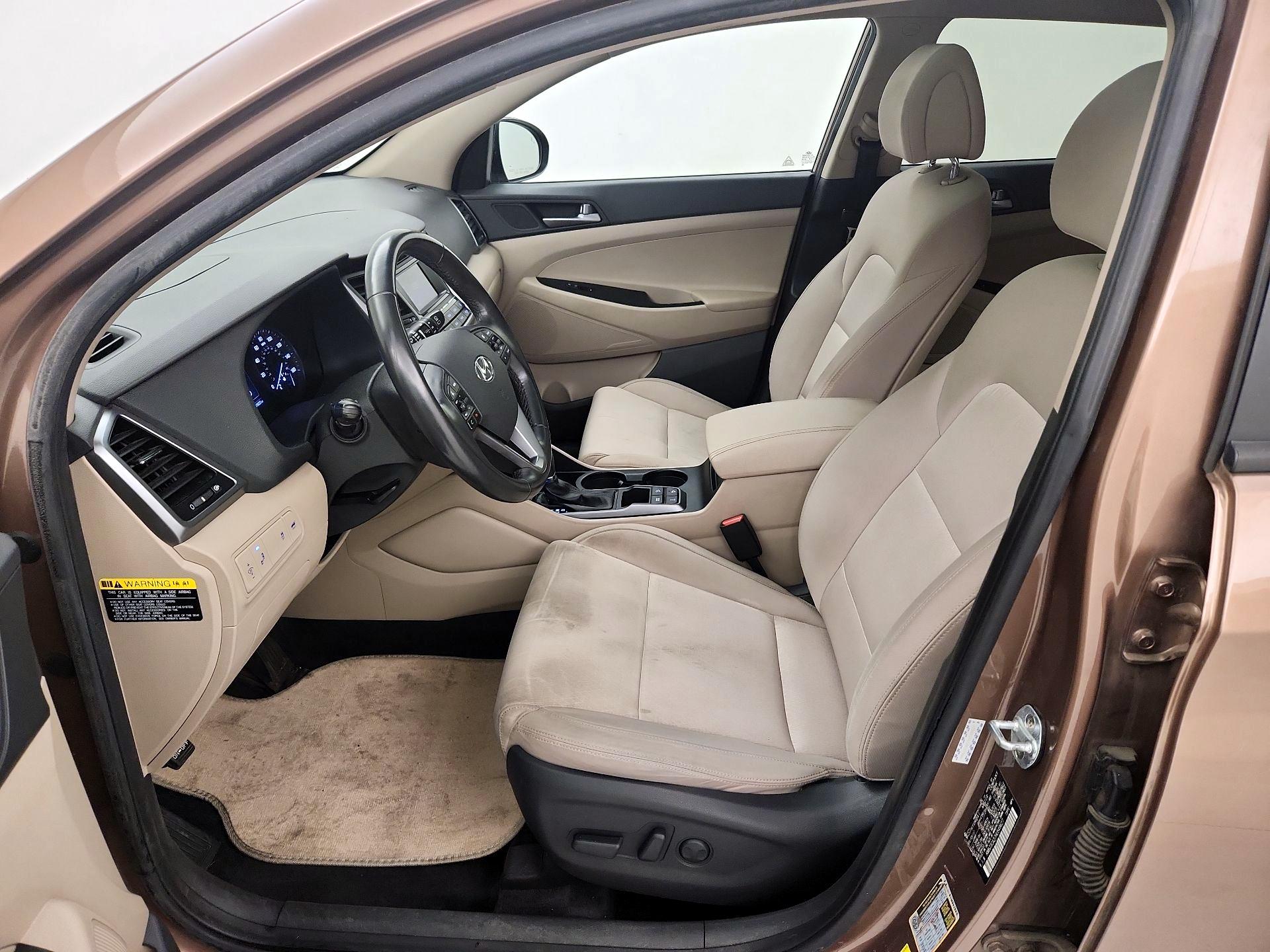 Thumbnail: 2017 Hyundai Tucson - 11