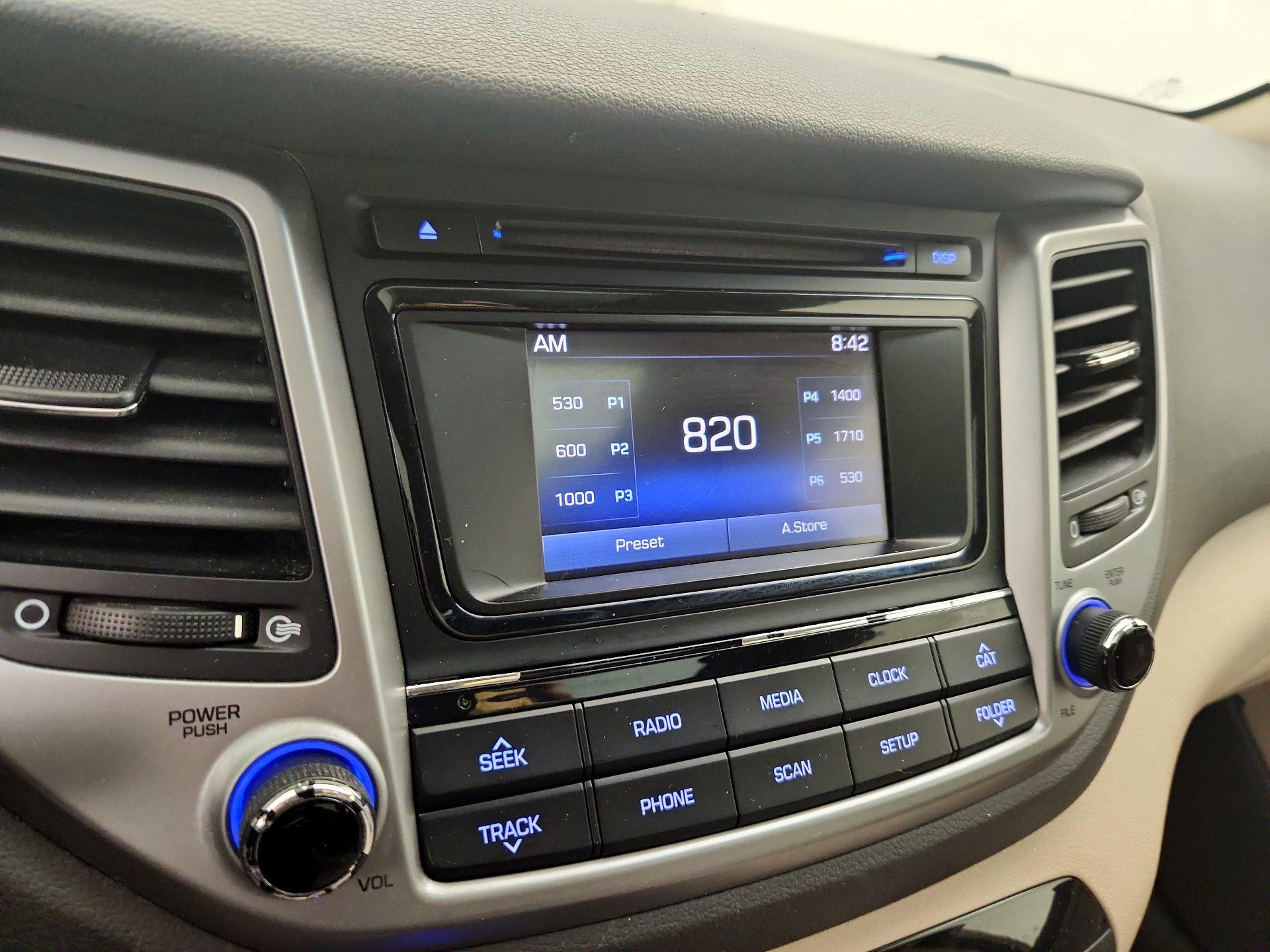 Thumbnail: 2017 Hyundai Tucson - 15