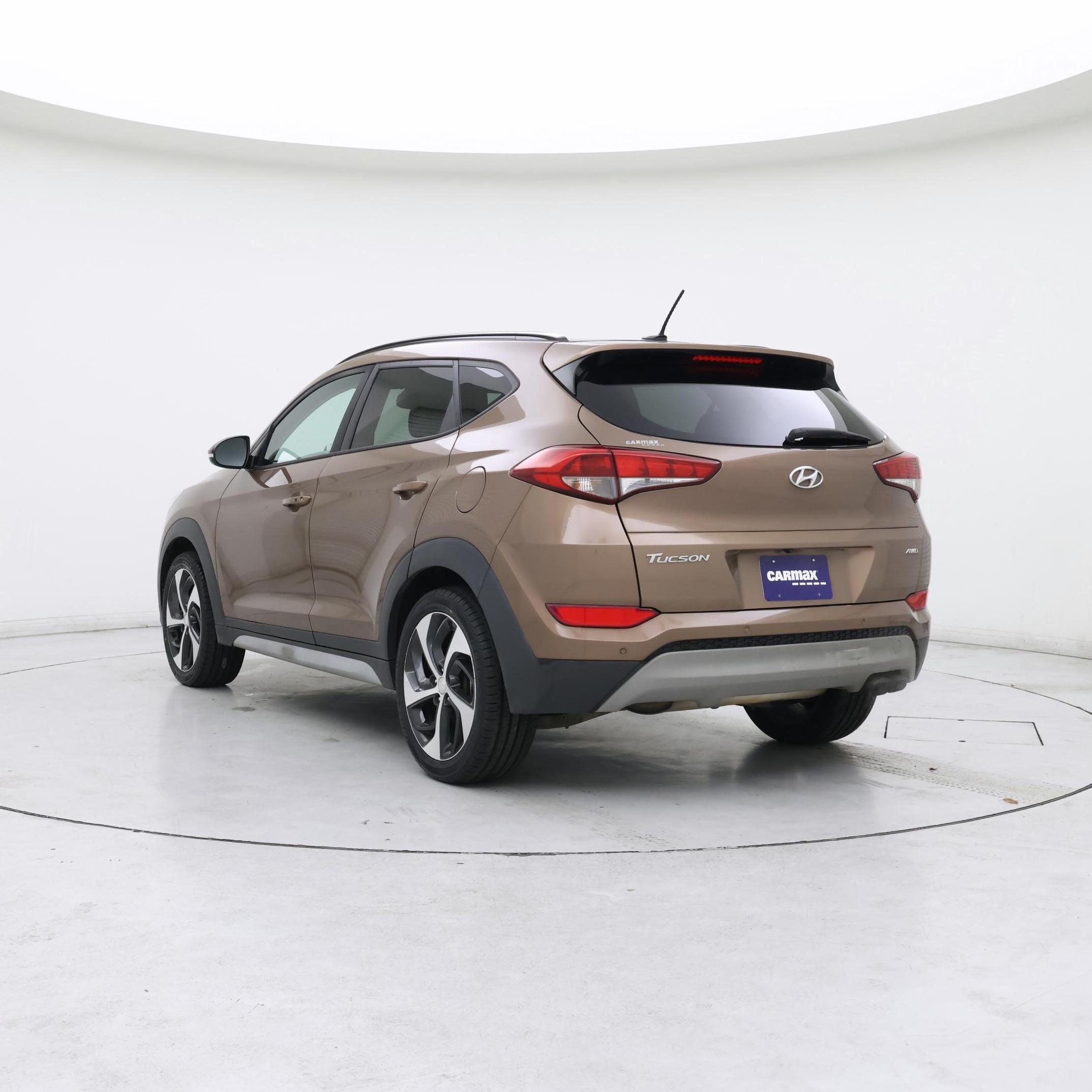 Thumbnail: 2017 Hyundai Tucson - 2