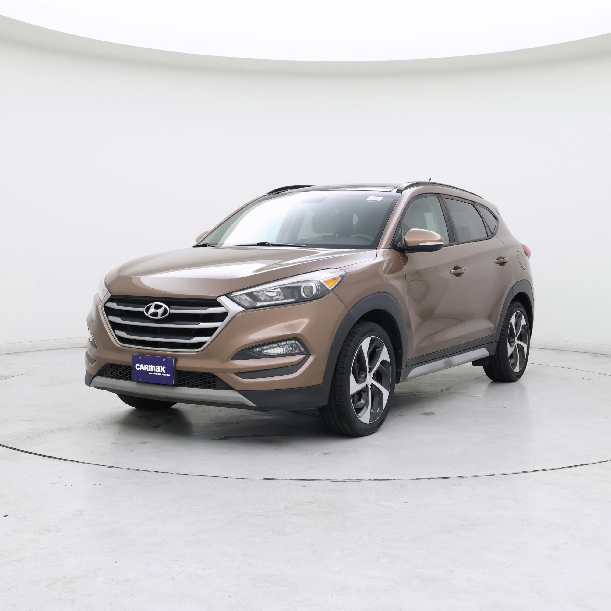 Thumbnail: 2017 Hyundai Tucson - 4