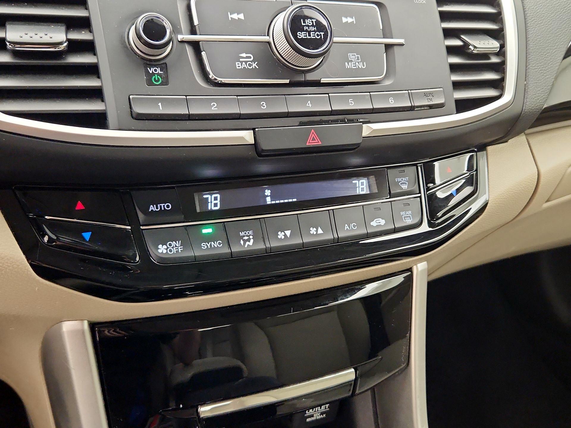 Thumbnail: 2017 Honda Accord - 16