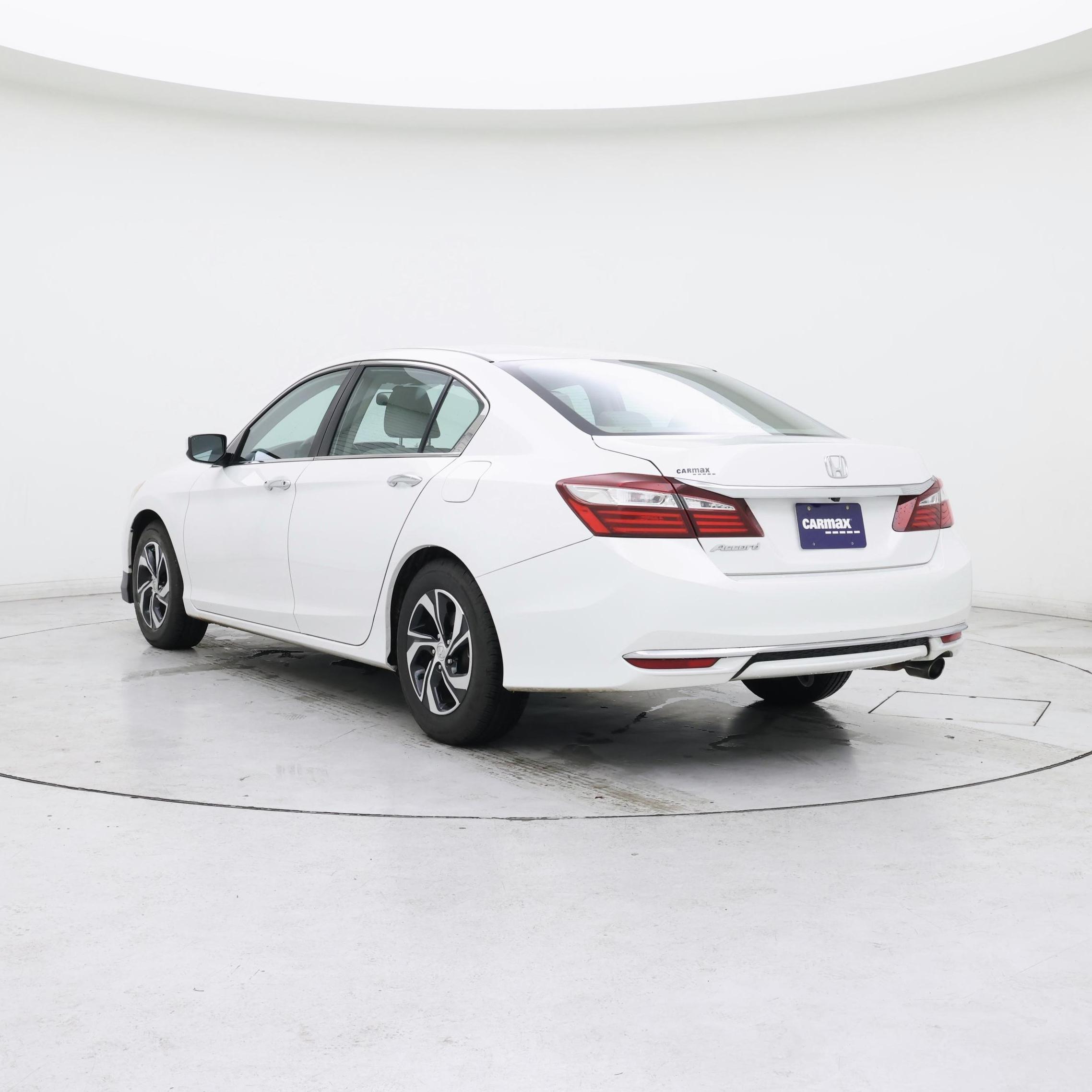 Thumbnail: 2017 Honda Accord - 2