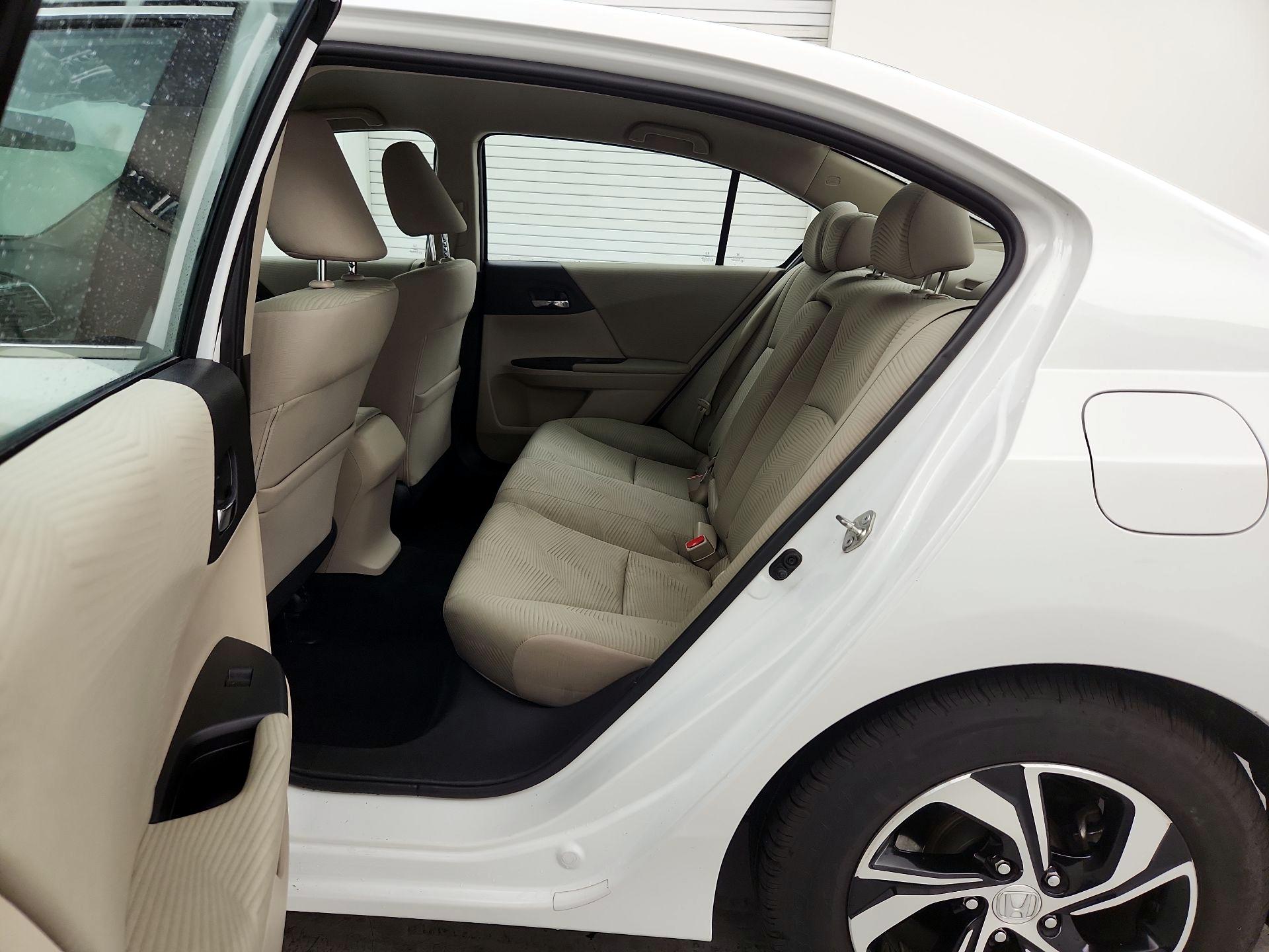 Thumbnail: 2017 Honda Accord - 19