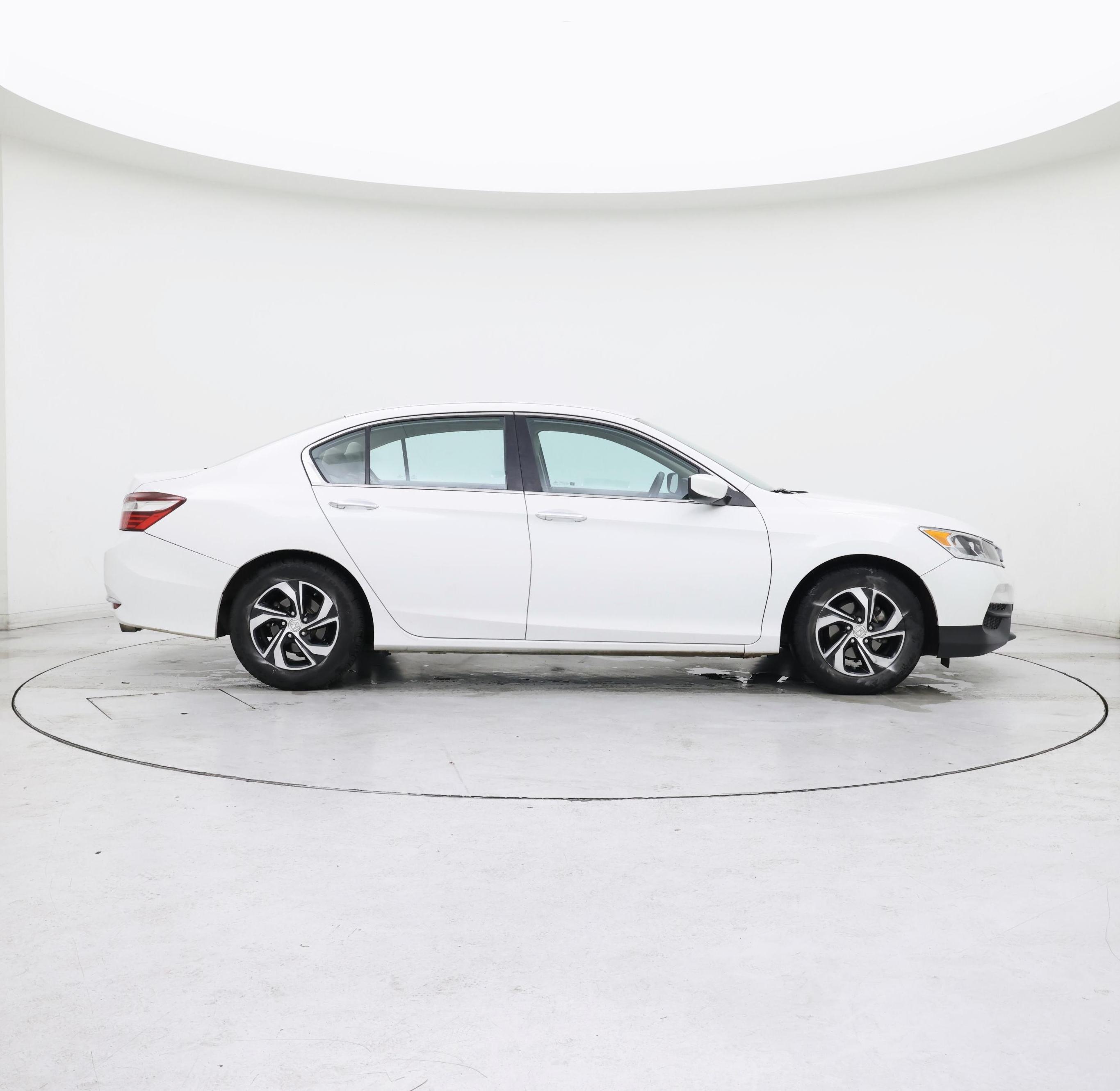 Thumbnail: 2017 Honda Accord - 7