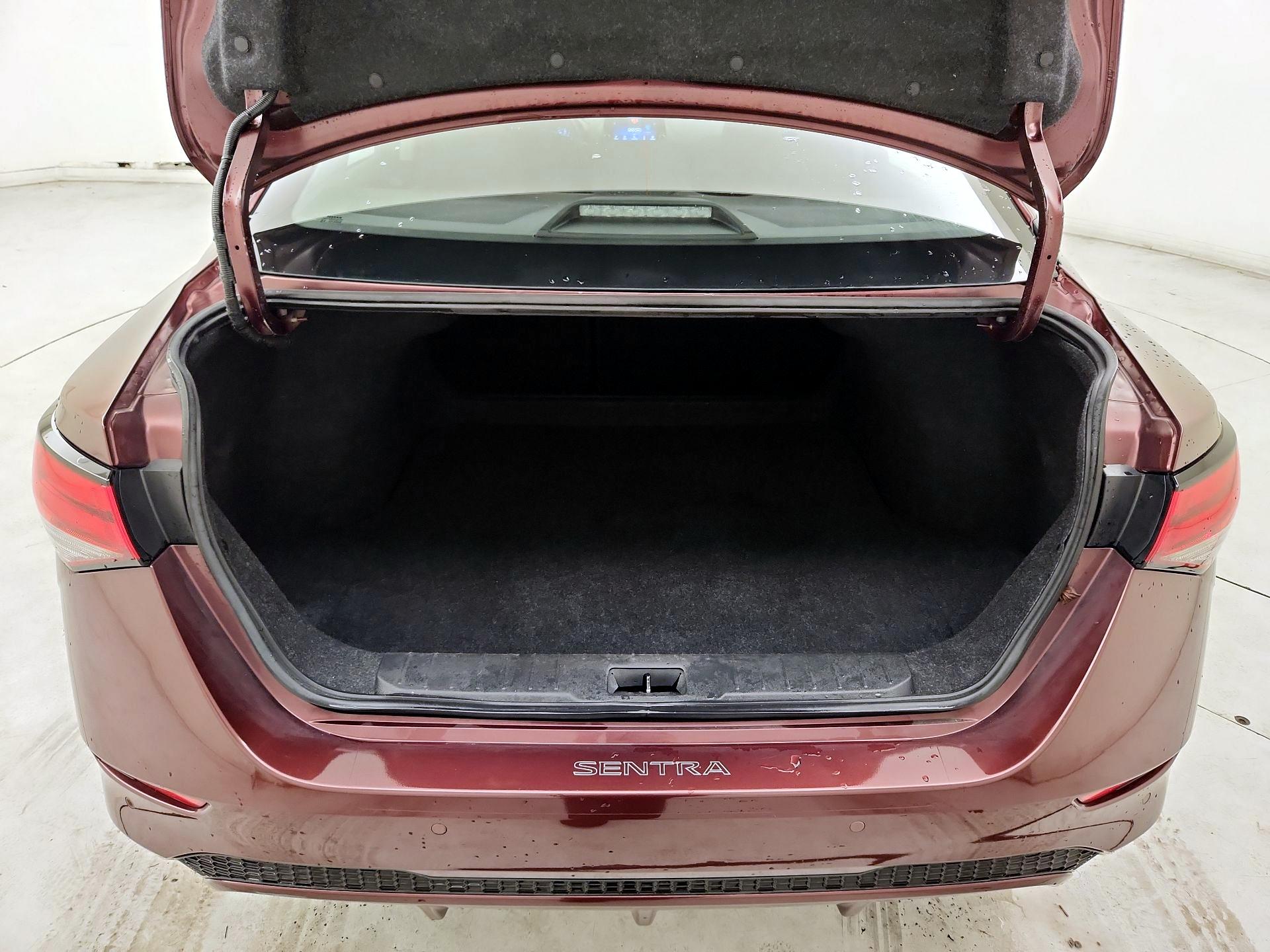 Thumbnail: 2021 Nissan Sentra - 20