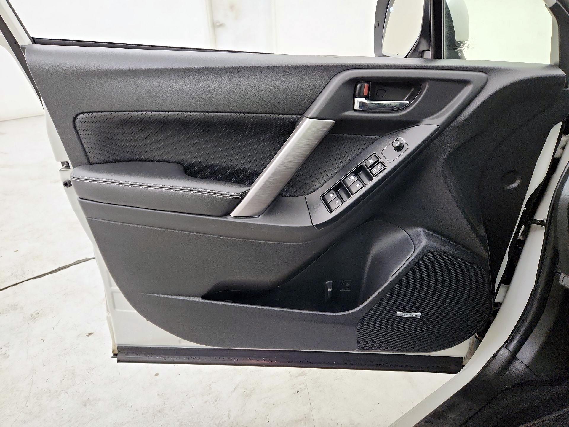 Thumbnail: 2015 Subaru Forester - 12