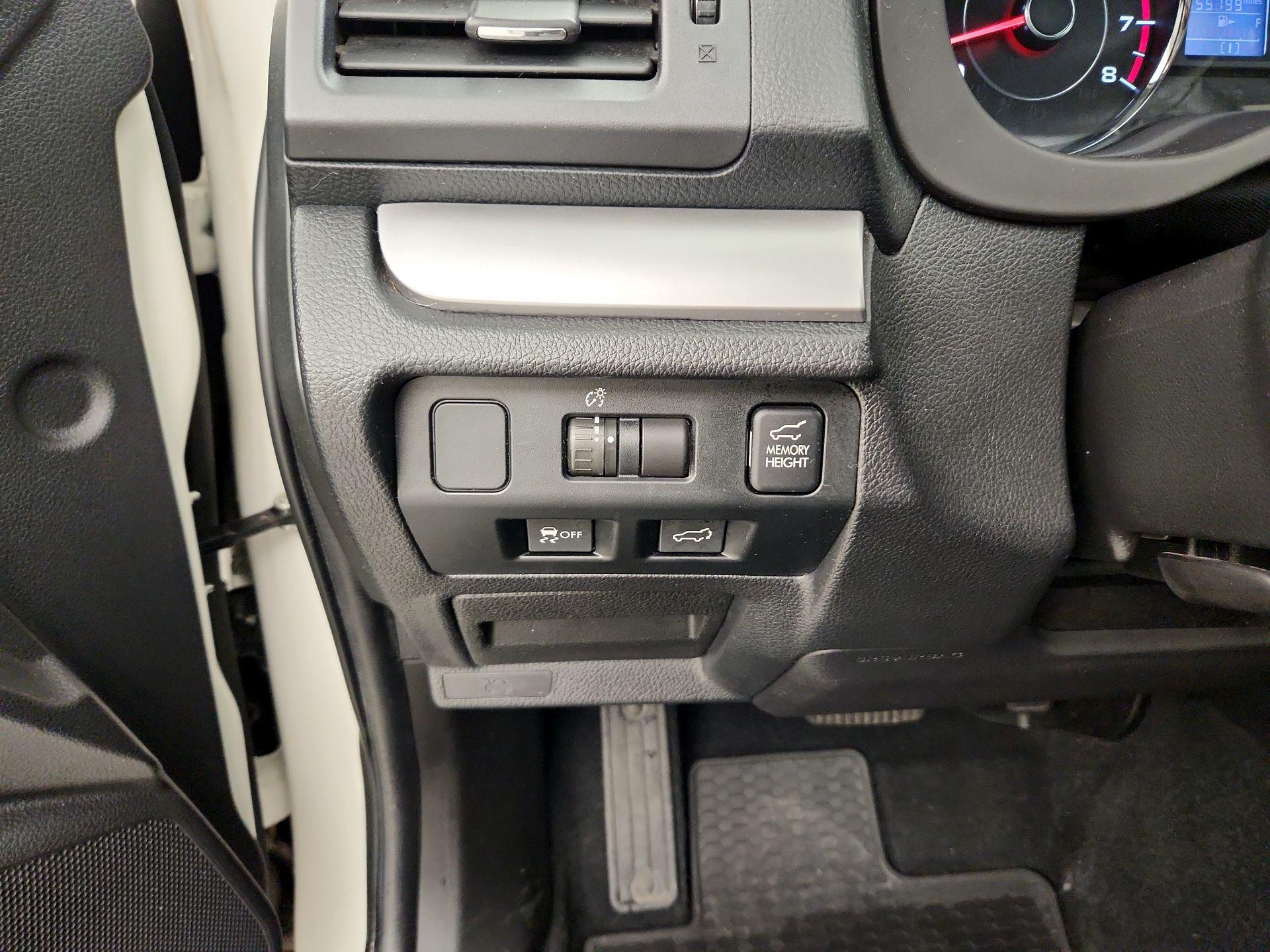 Thumbnail: 2015 Subaru Forester - 13