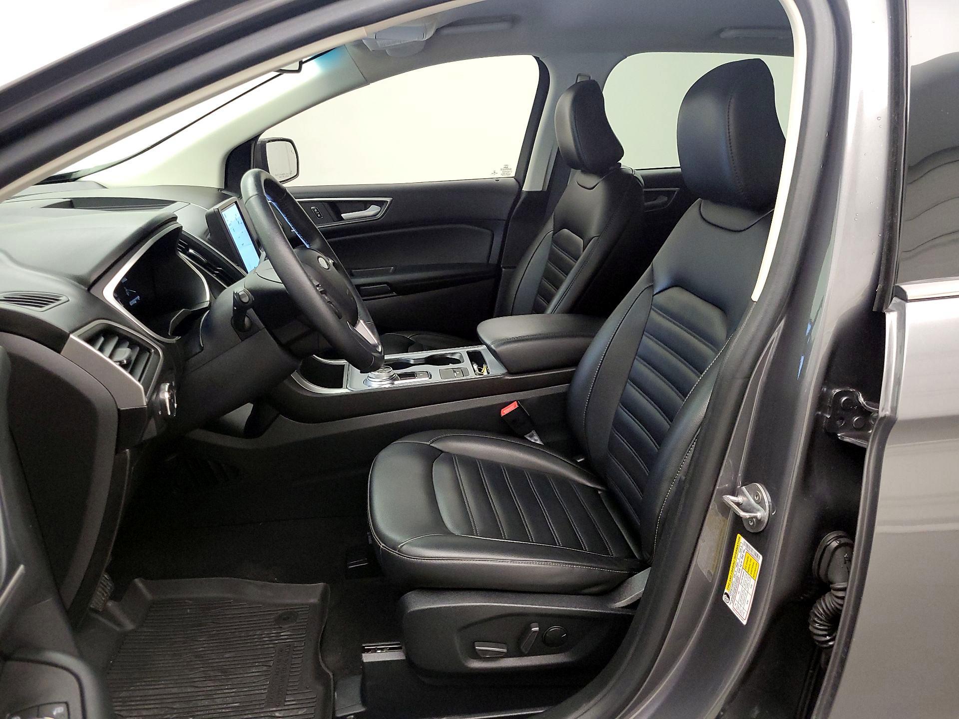 Thumbnail: 2021 Ford Edge - 11