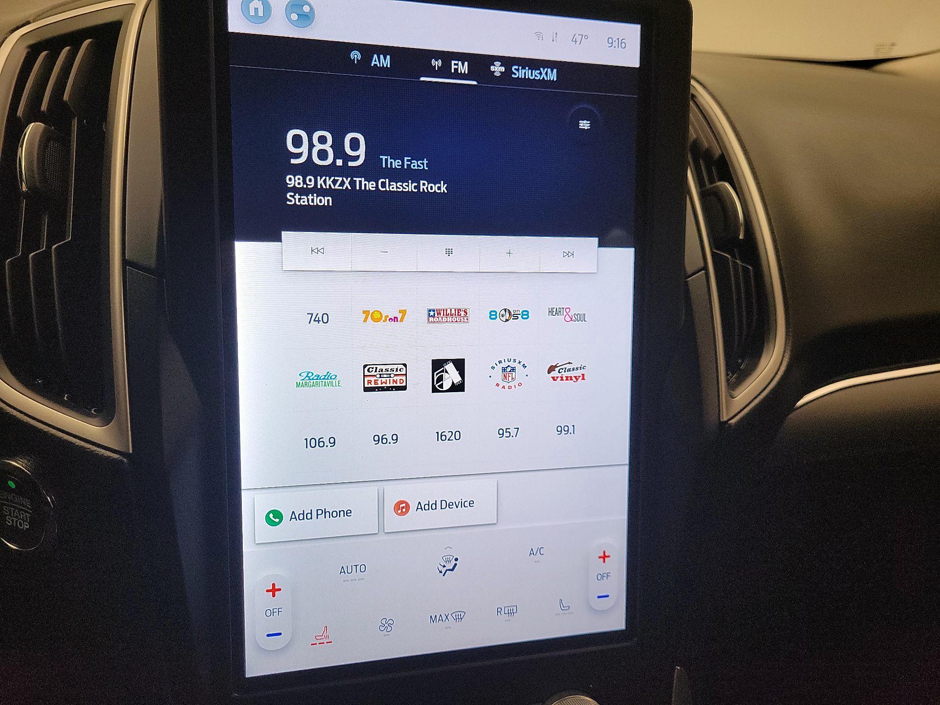 Thumbnail: 2021 Ford Edge - 16