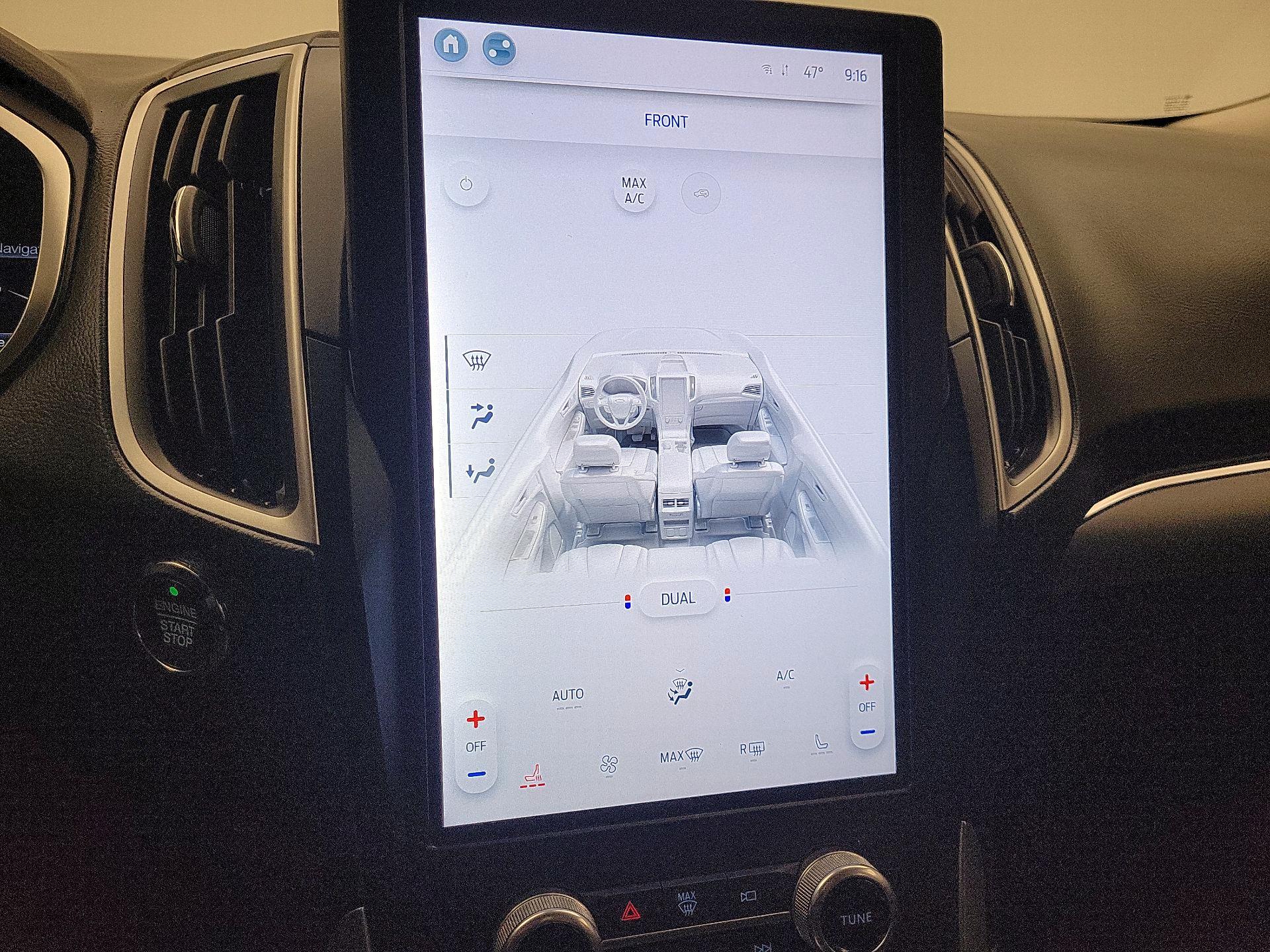 Thumbnail: 2021 Ford Edge - 17