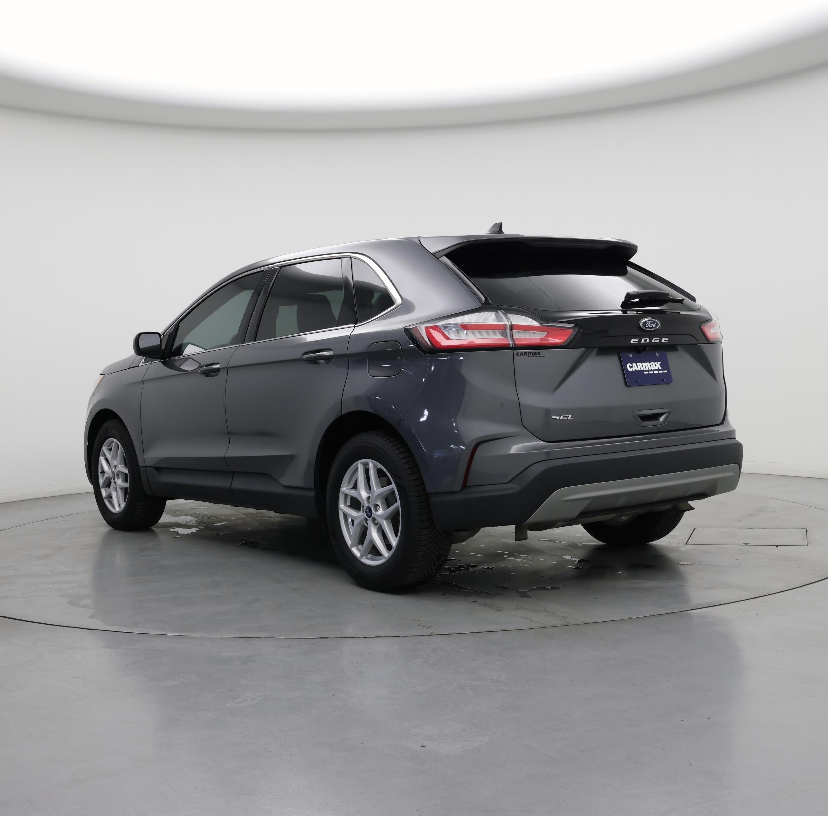 Thumbnail: 2021 Ford Edge - 2