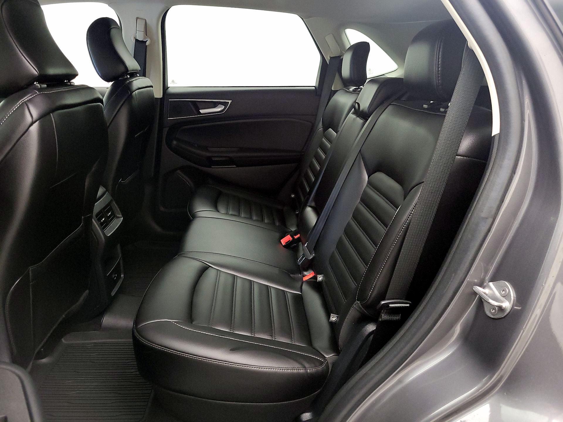 Thumbnail: 2021 Ford Edge - 20