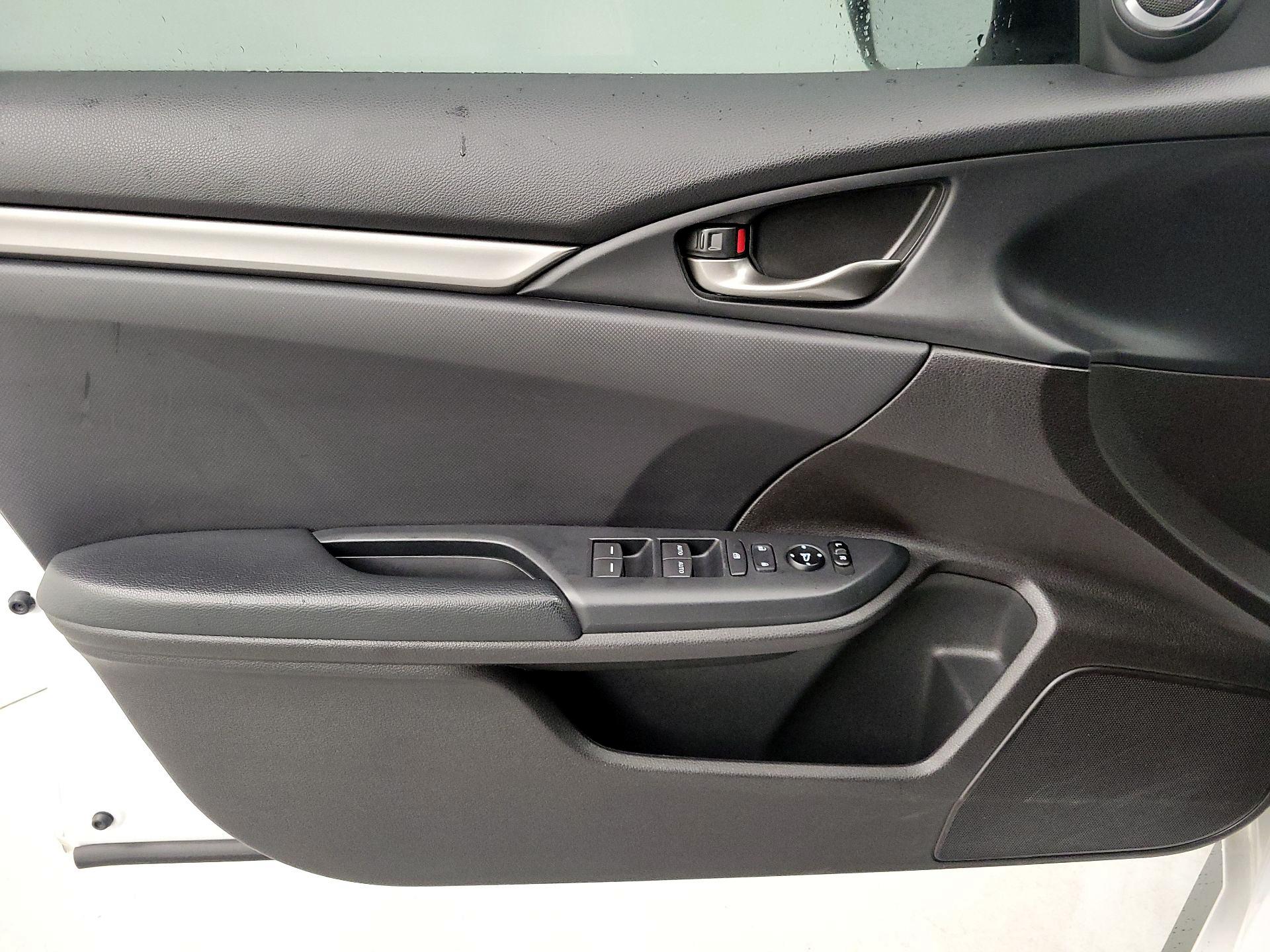 Thumbnail: 2020 Honda Civic - 12